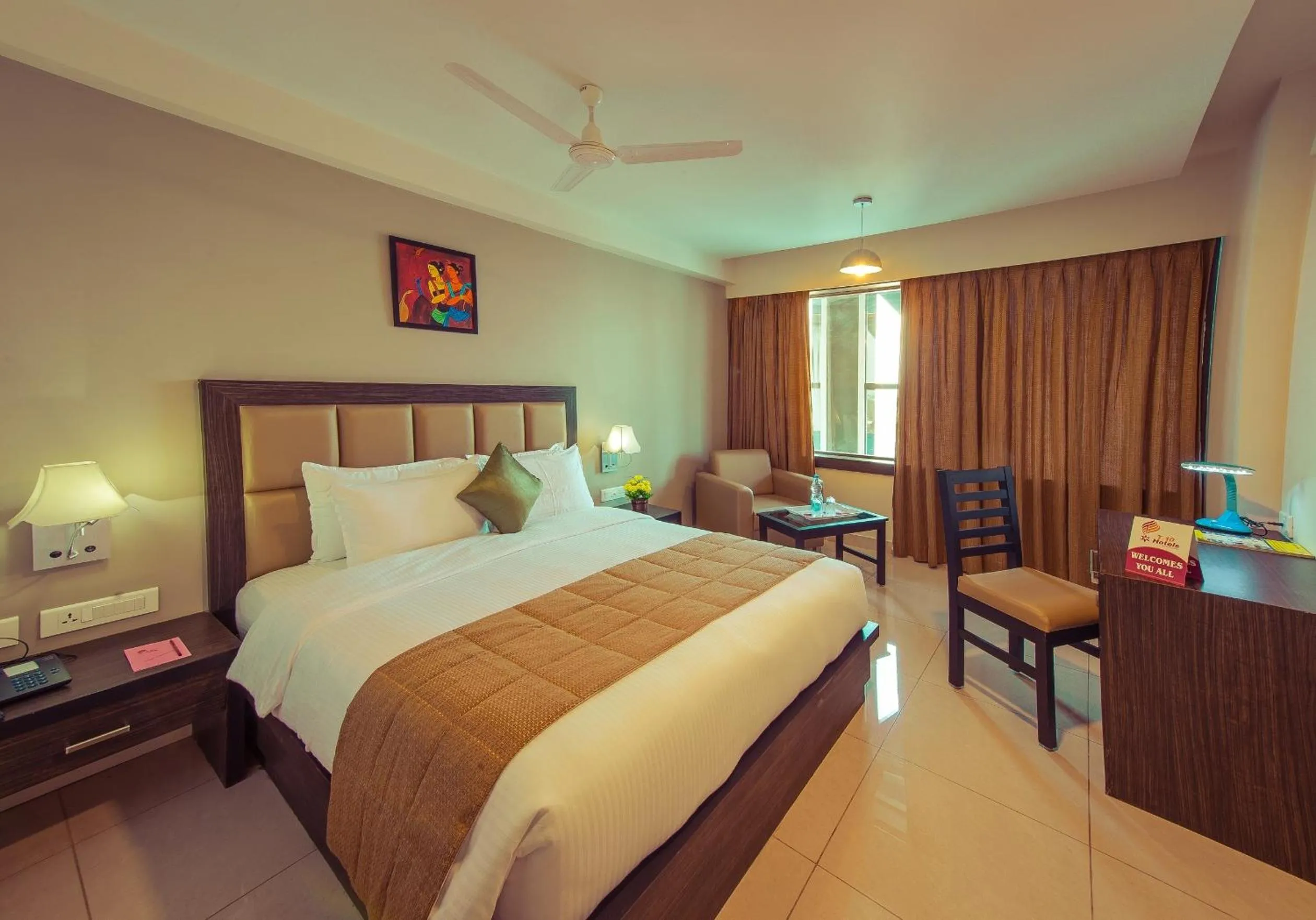 Photo of the whole room, Bed in Plaza Hotel Trichy