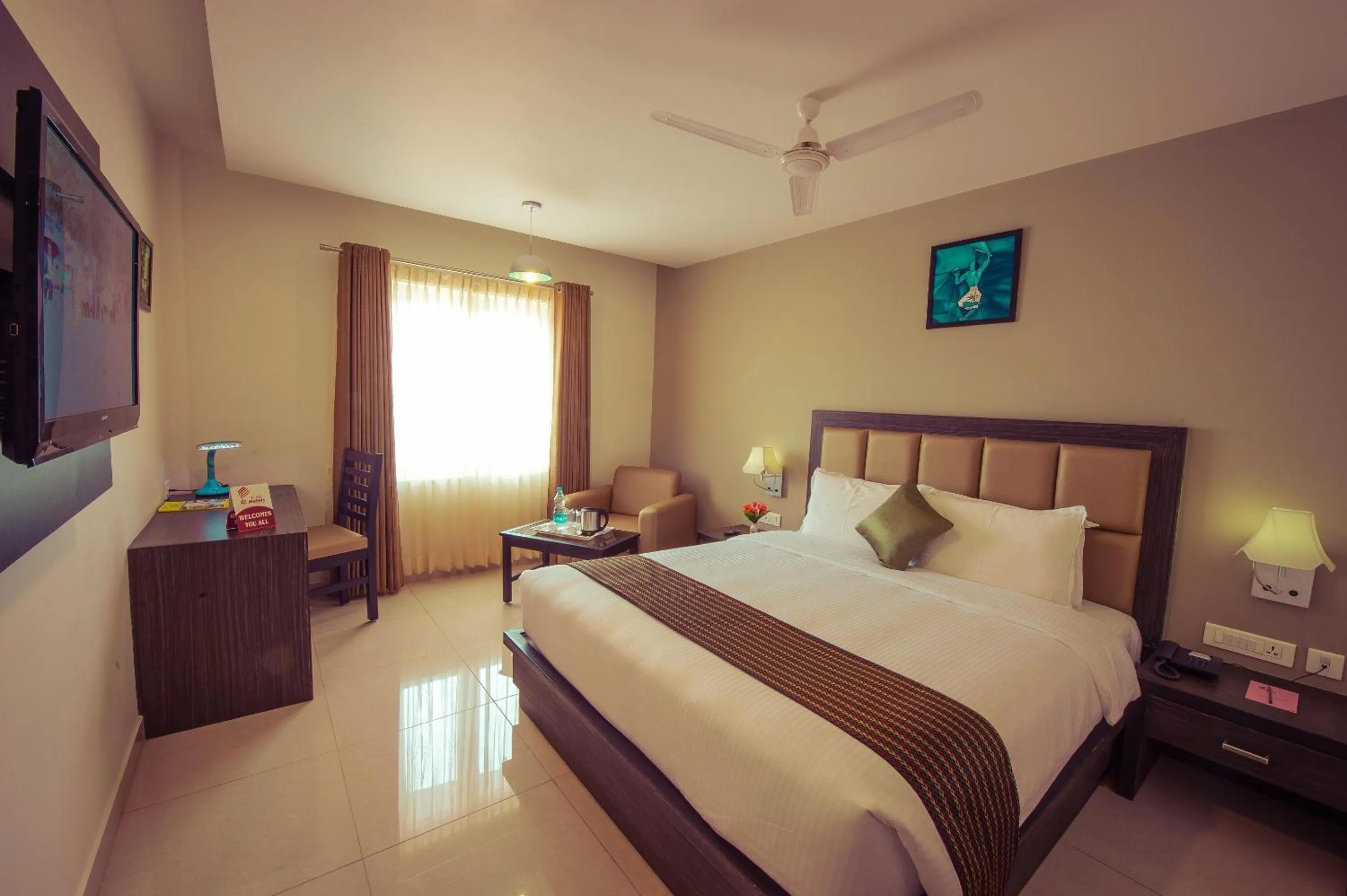 Bedroom, Bed in Plaza Hotel Trichy