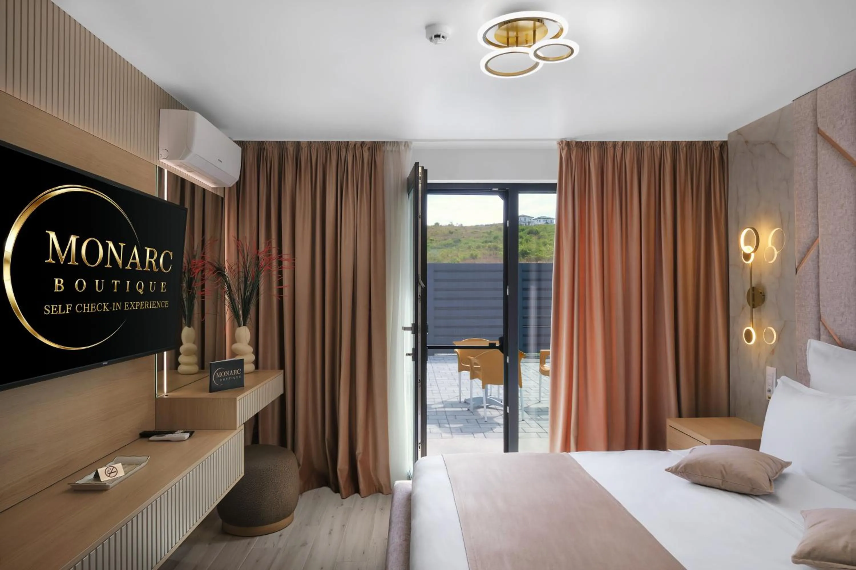 Bed in MONARC Boutique ApartHotel - SELF CHECK-IN