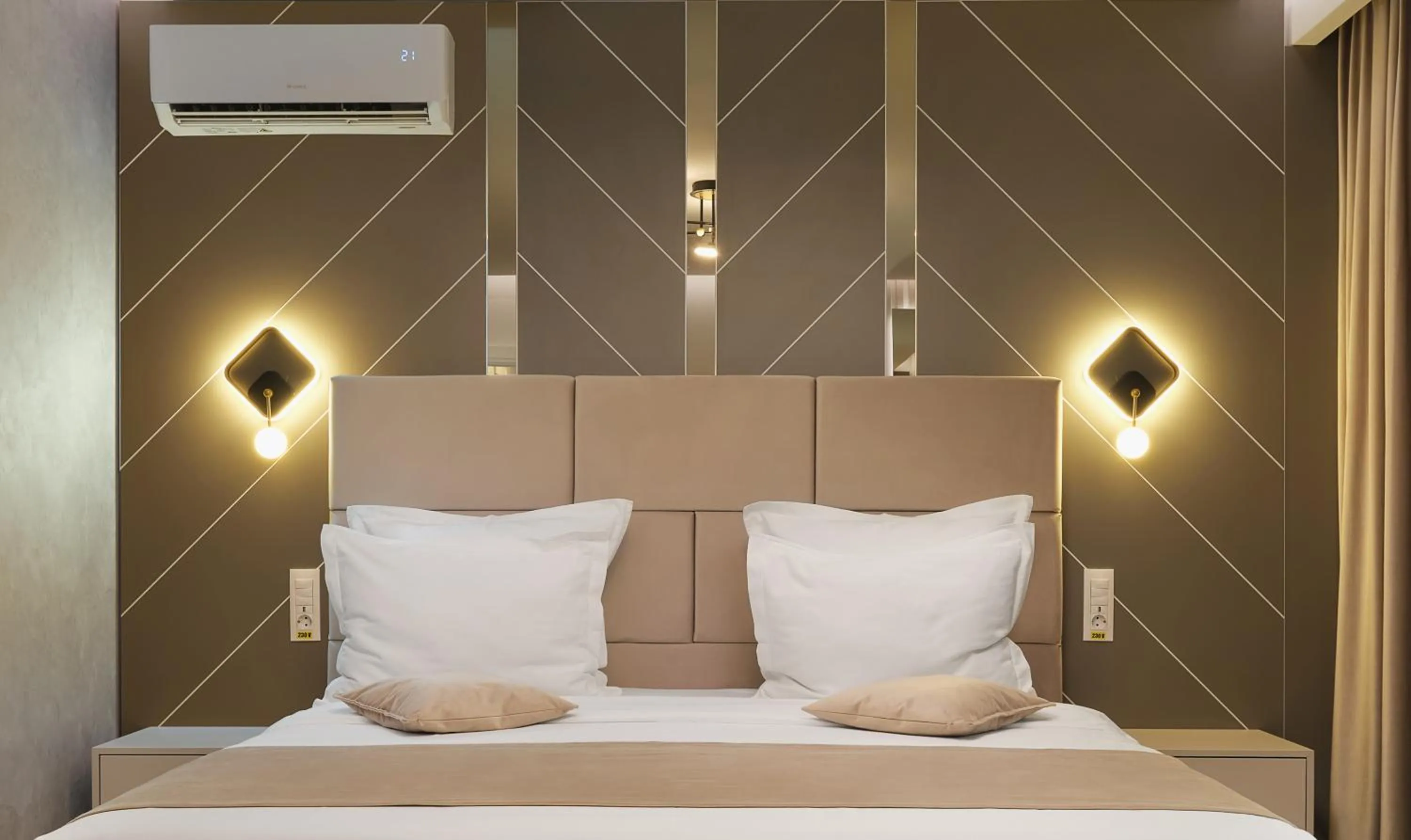 Bed in MONARC Boutique ApartHotel - SELF CHECK-IN