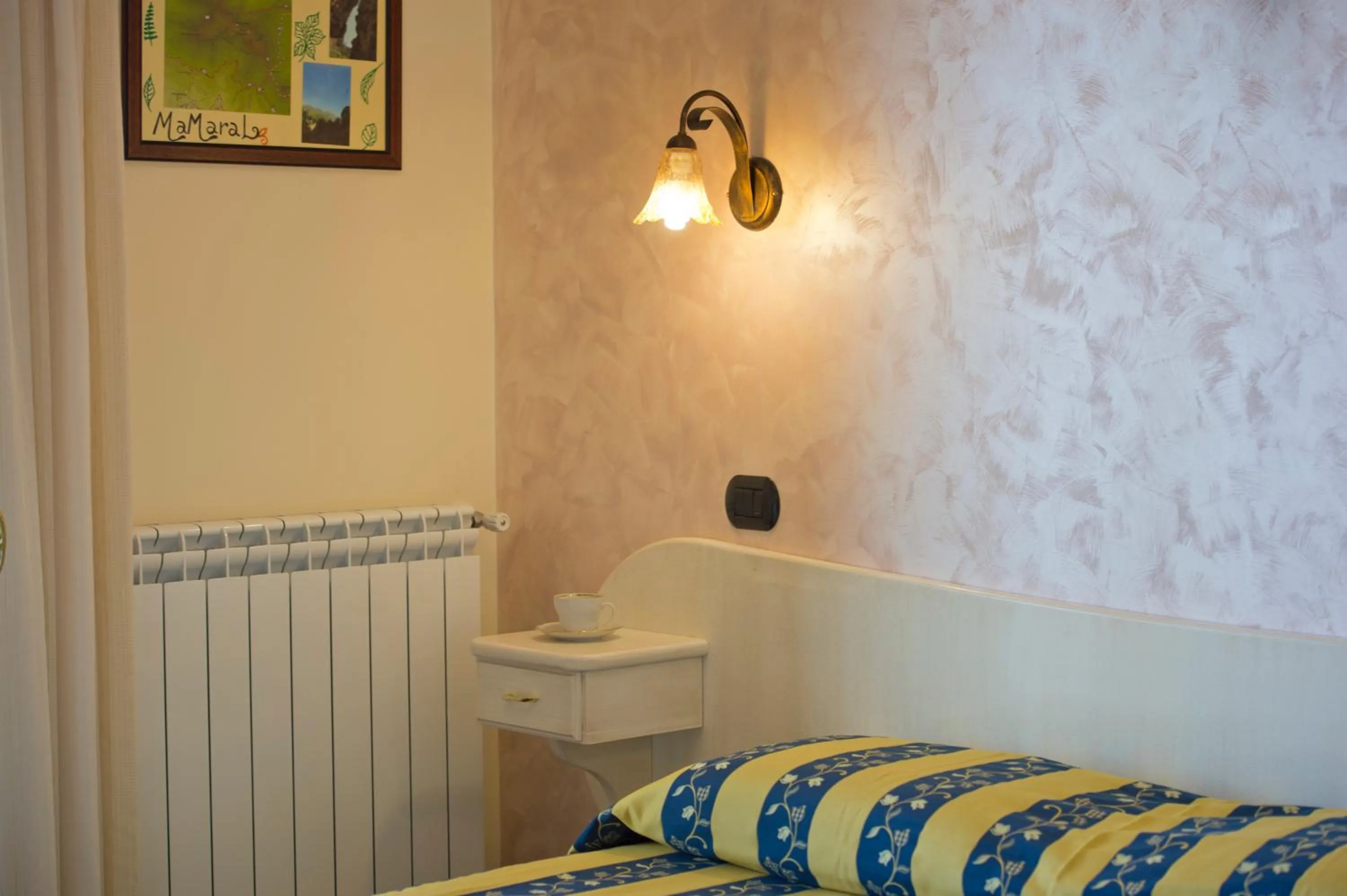 Decorative detail, Bed in Mamaral