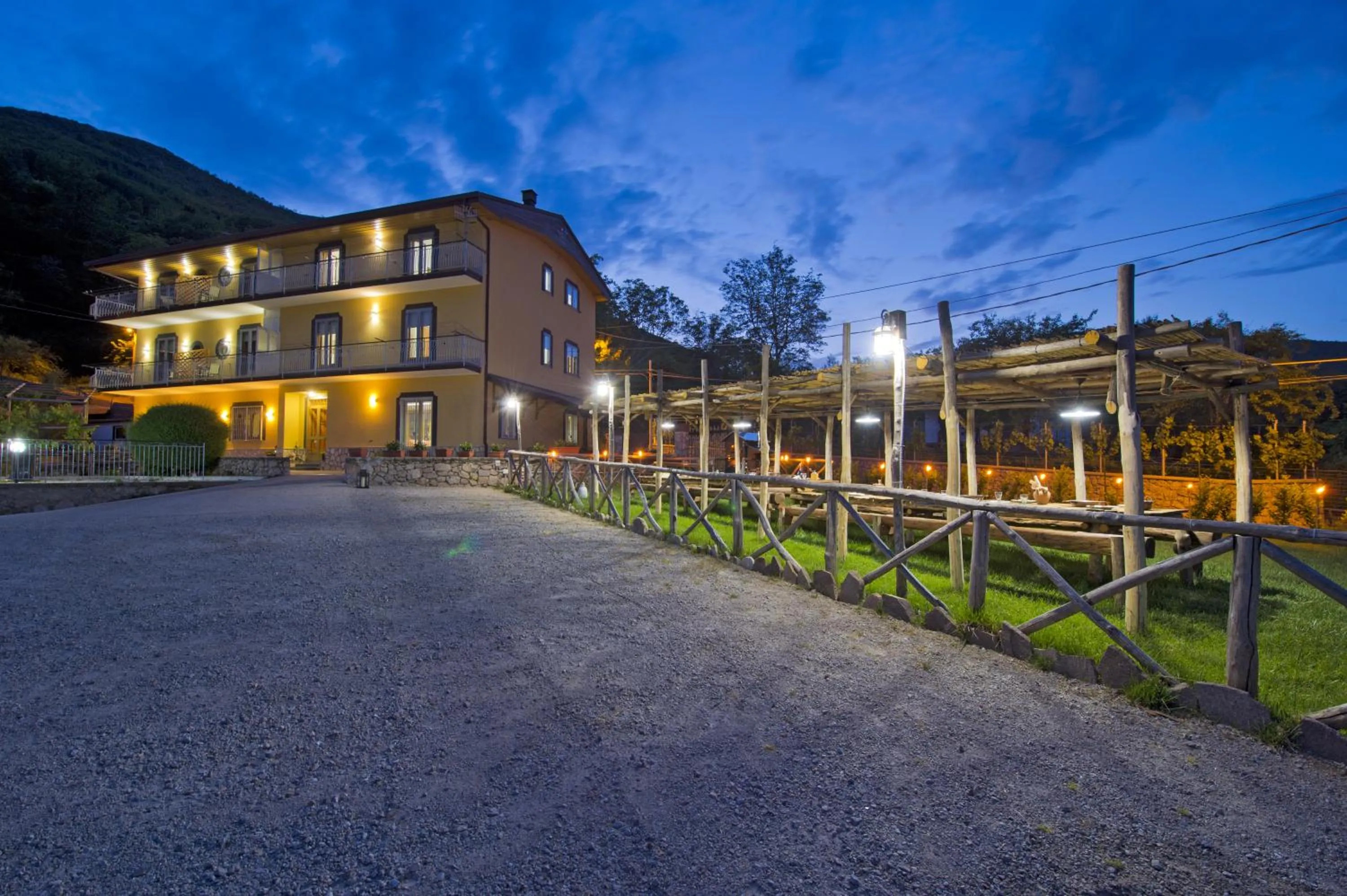 Property building in Mamaral