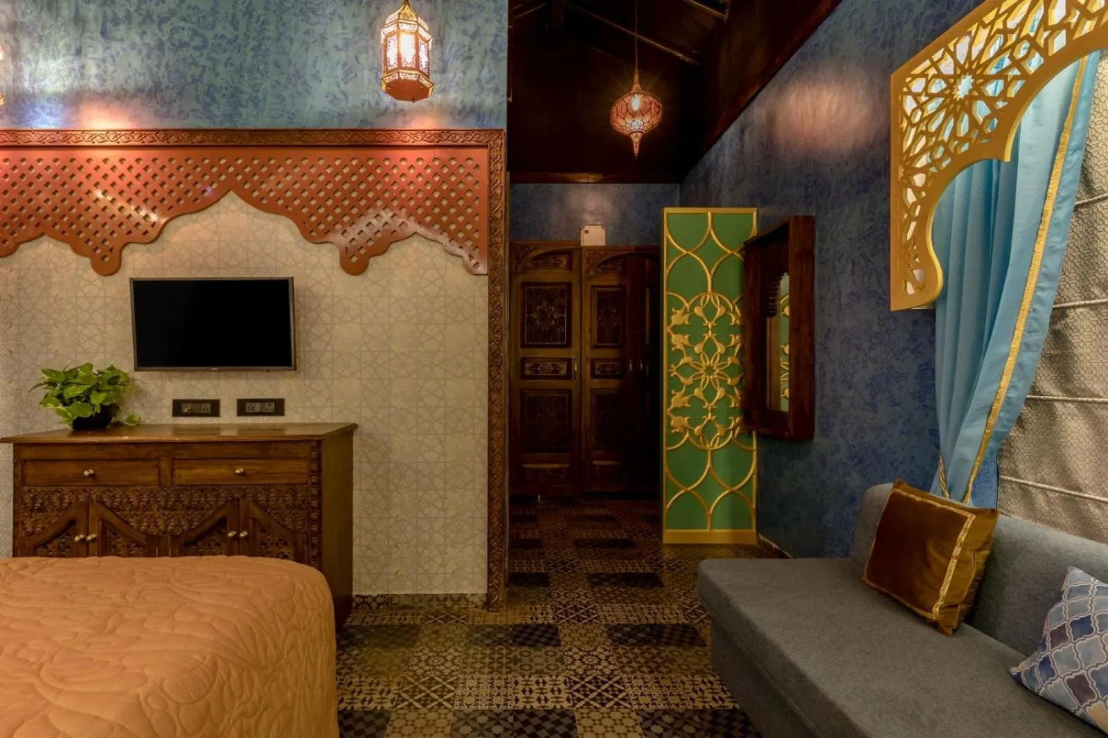 Bed in Dio Regaalo Theme Resort, Ratnagiri