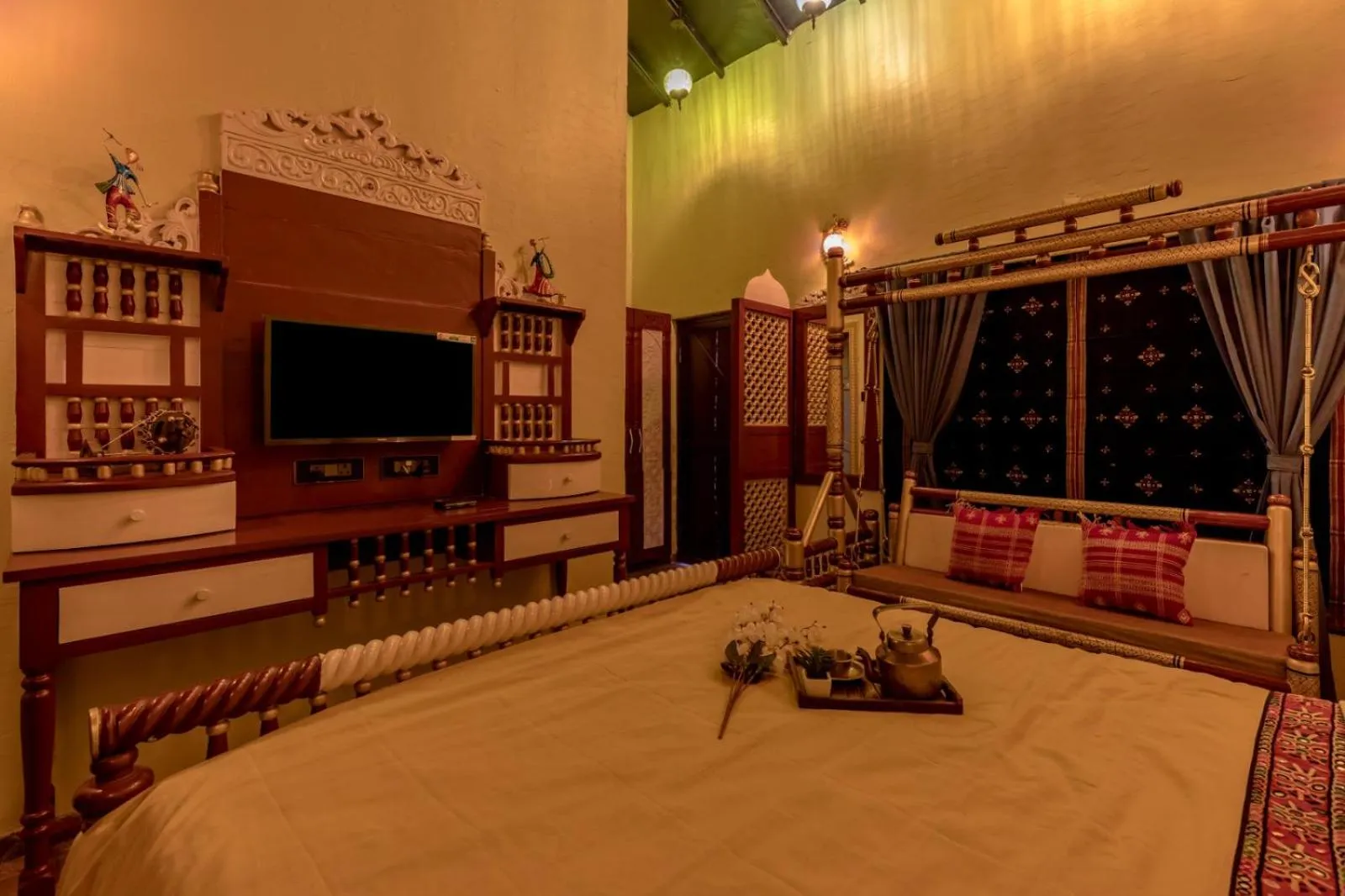 Bed in Dio Regaalo Theme Resort, Ratnagiri