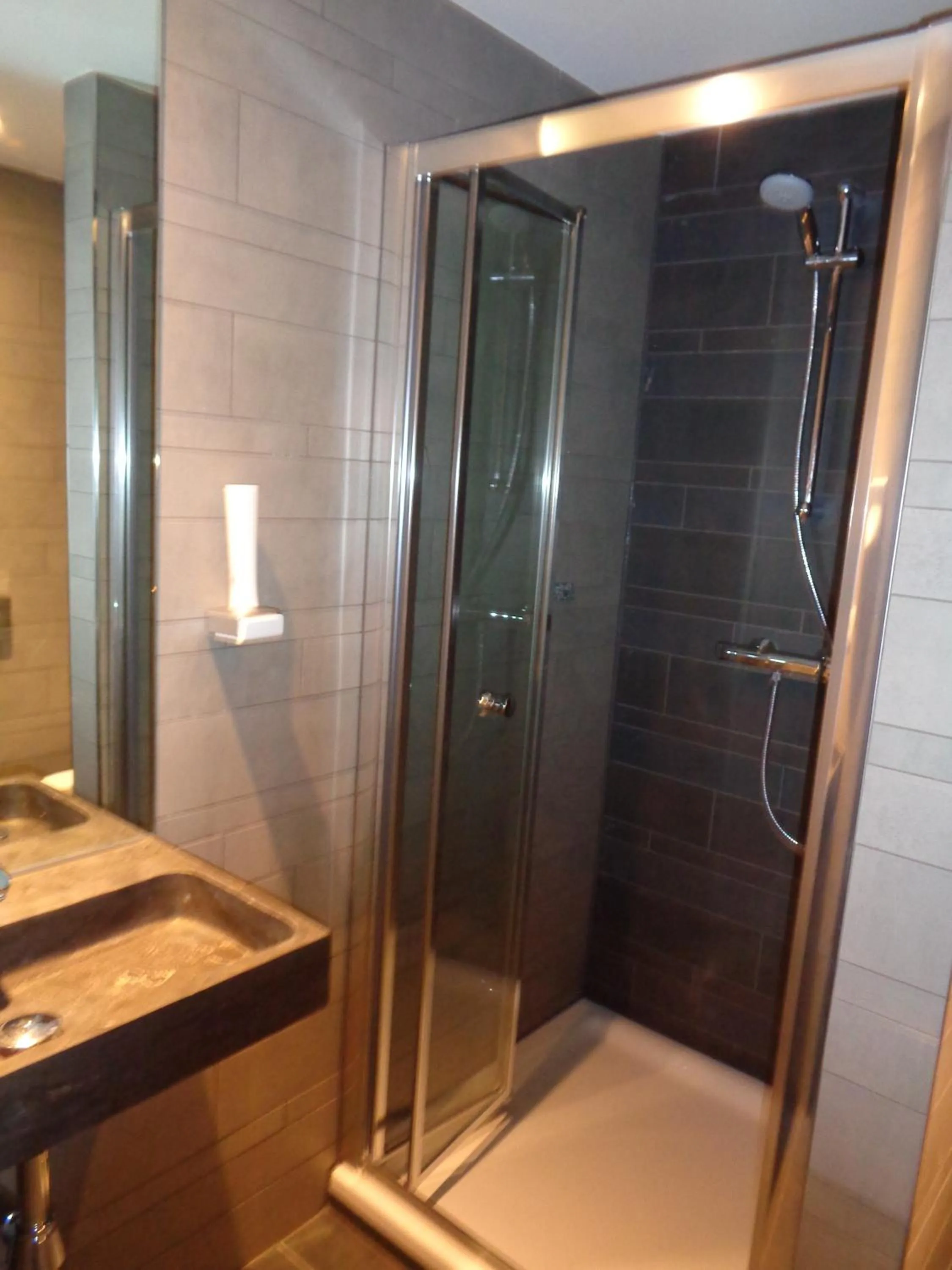 Bathroom in Brxxl 5 City Centre Hostel