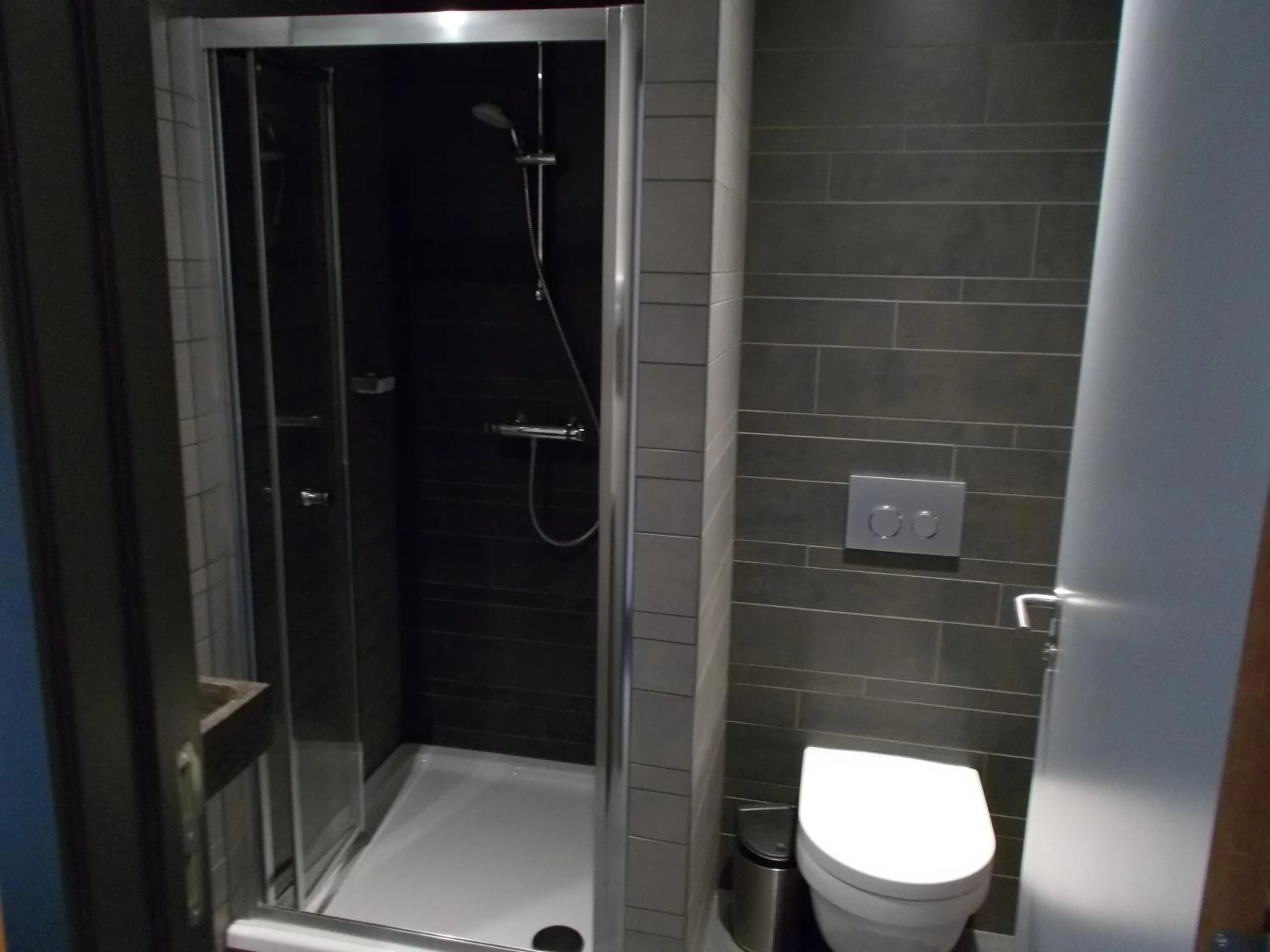 Bathroom in Brxxl 5 City Centre Hostel