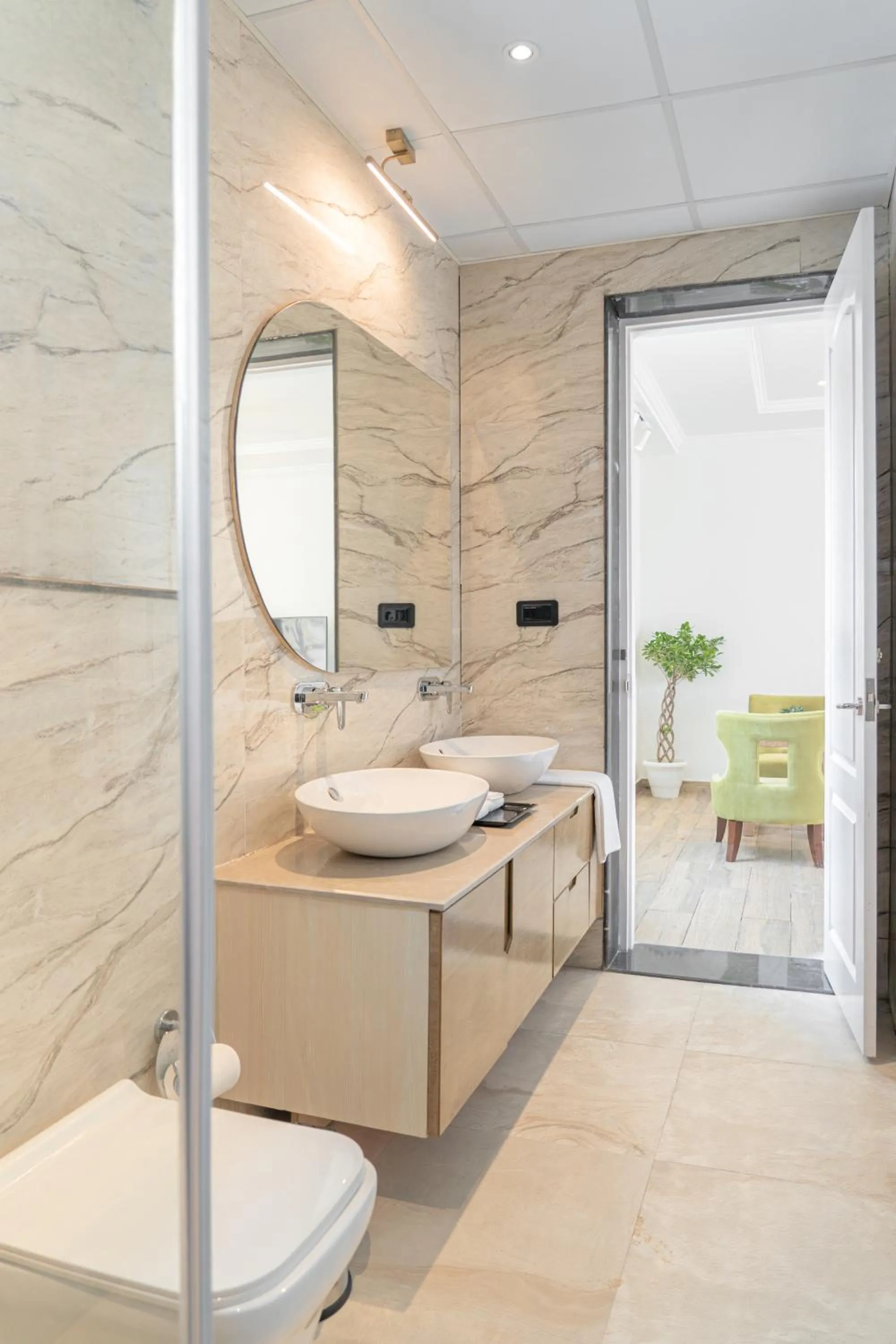 Shower in Rudra Imperial Resort