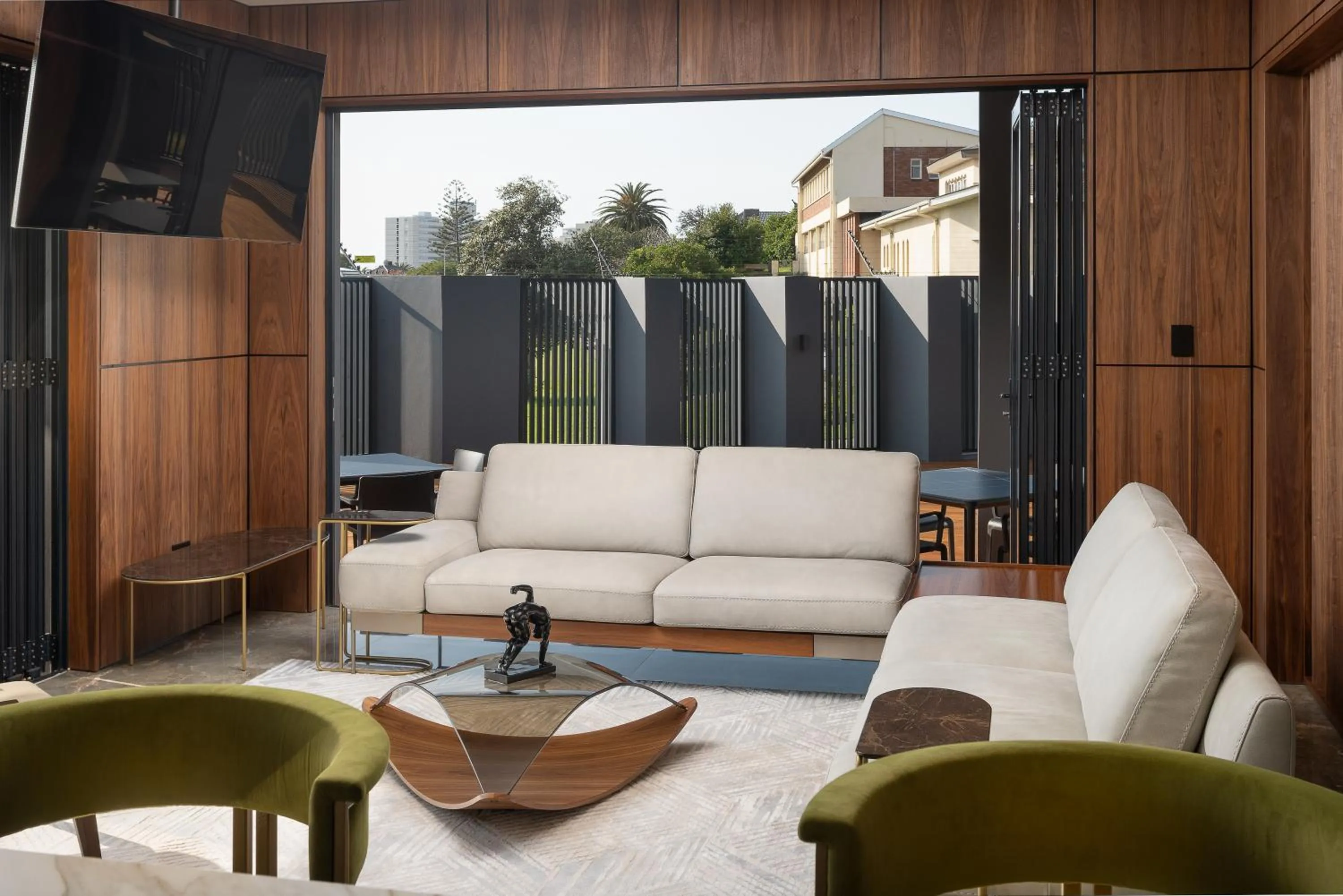 TV and multimedia in Anfani Boutique Hotel