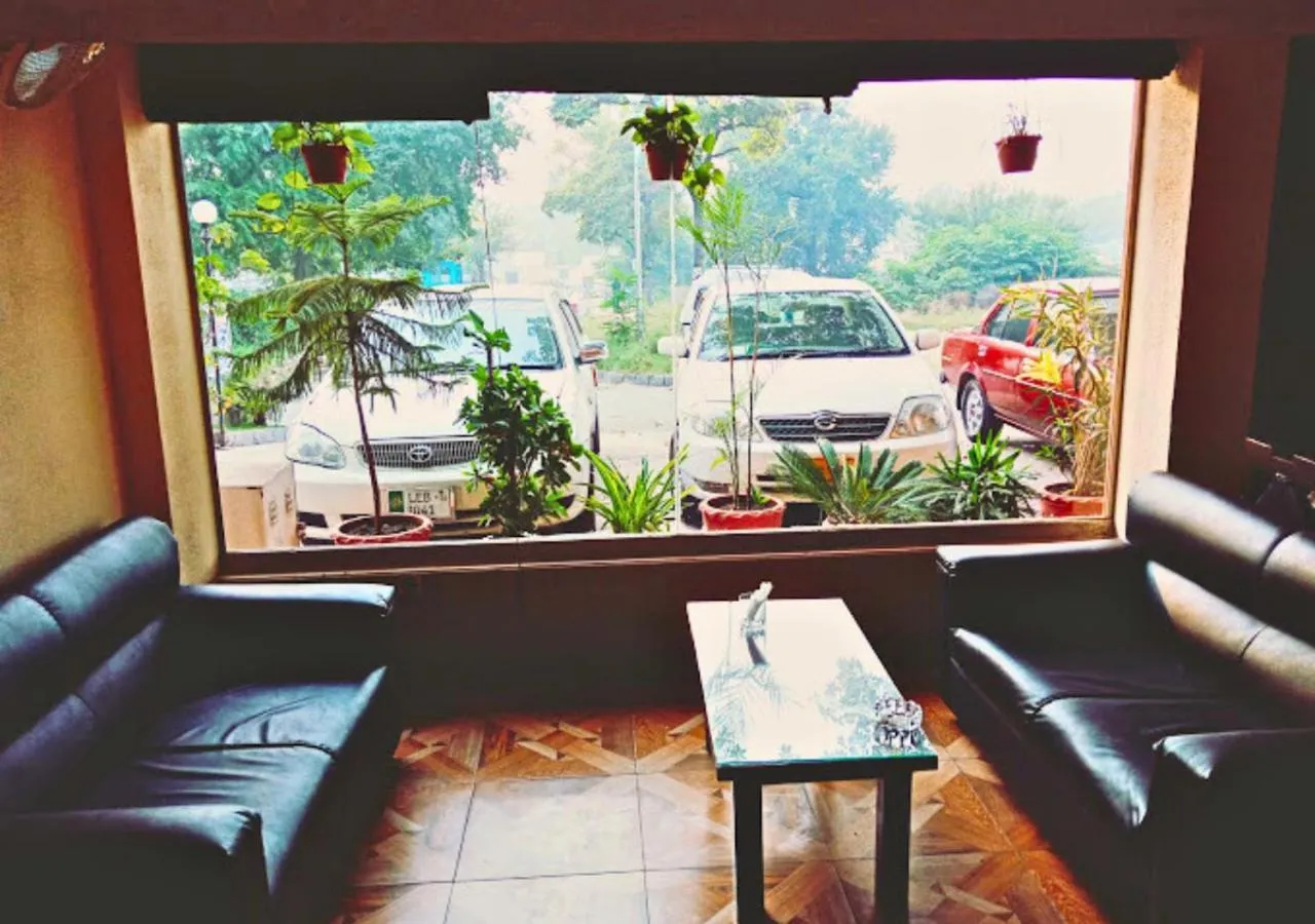 Lobby or reception in New Islamabad Hotel