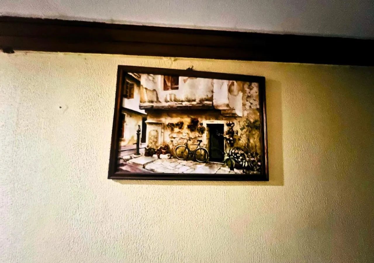 Decorative detail in New Islamabad Hotel