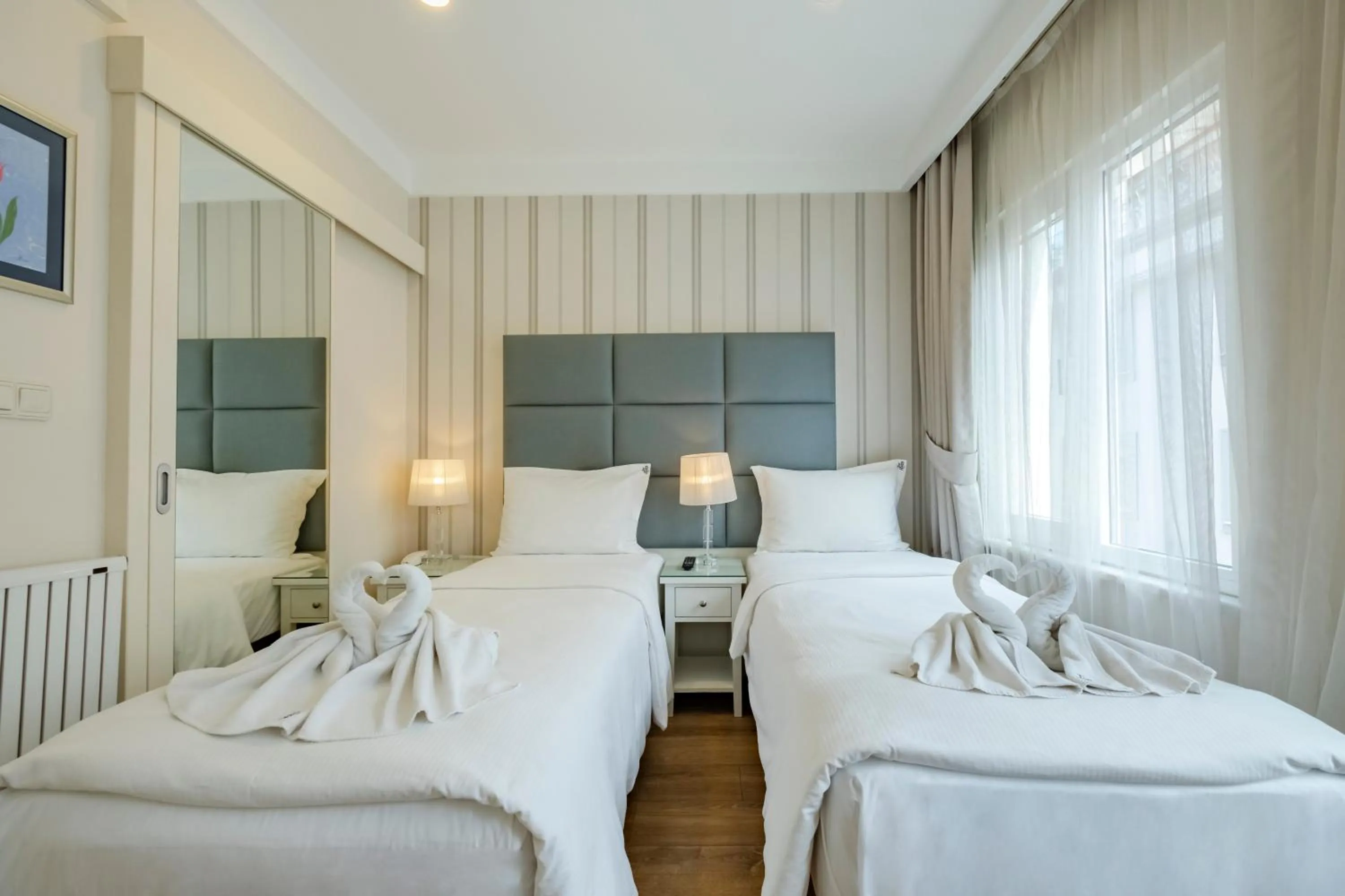 Bed in Ten Rooms Istanbul Hotel