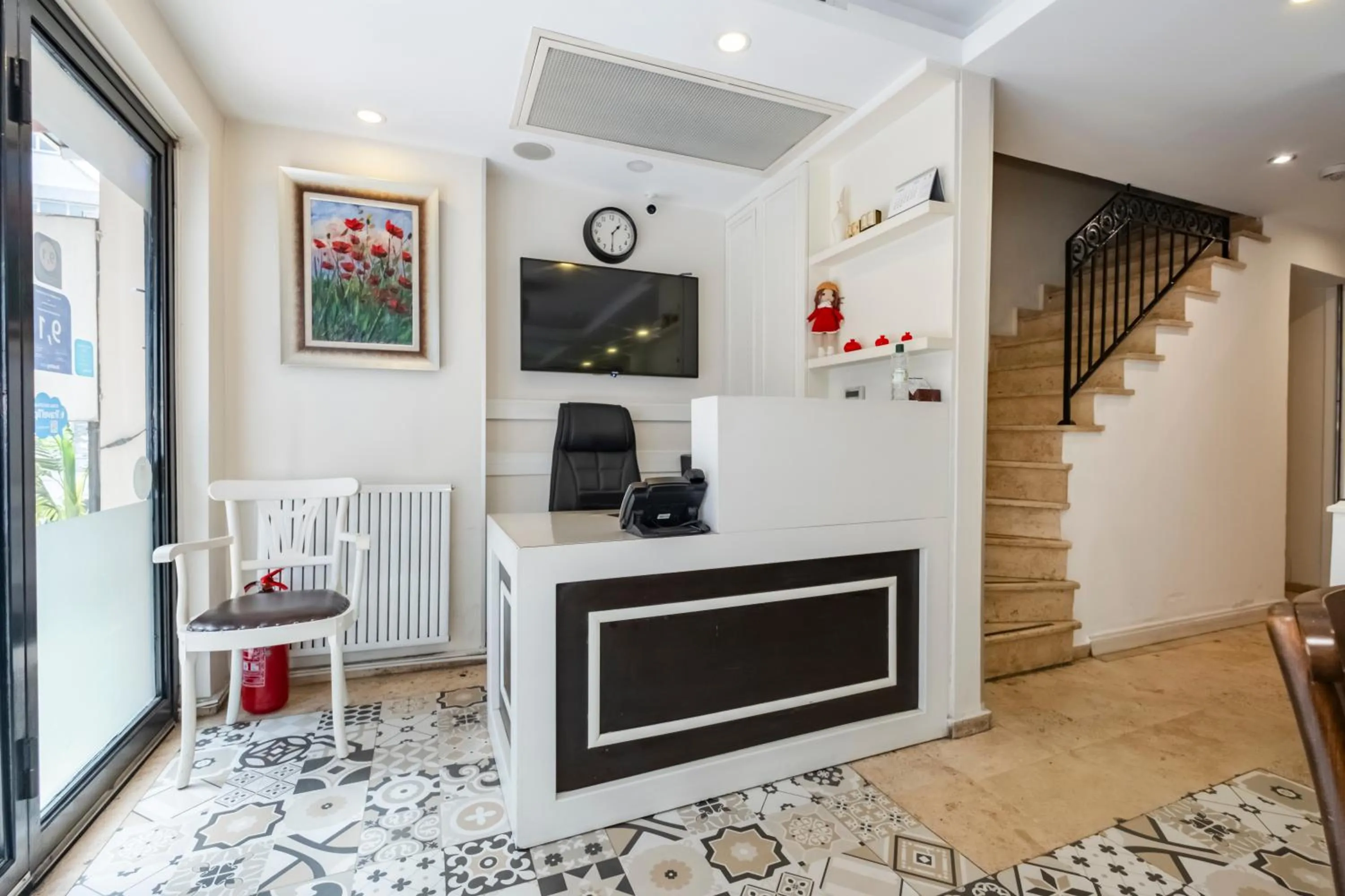 Lobby or reception in Ten Rooms Istanbul Hotel