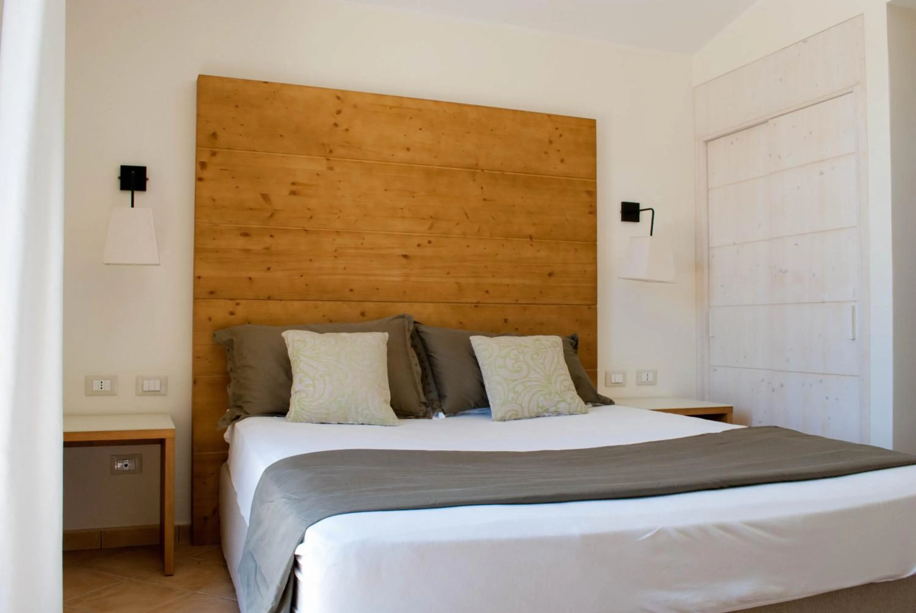 Photo of the whole room, Bed in Feudo Del Biviere