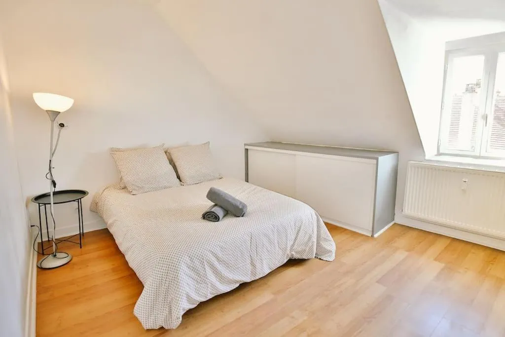 Bed in Le Bel-Air AVALLON