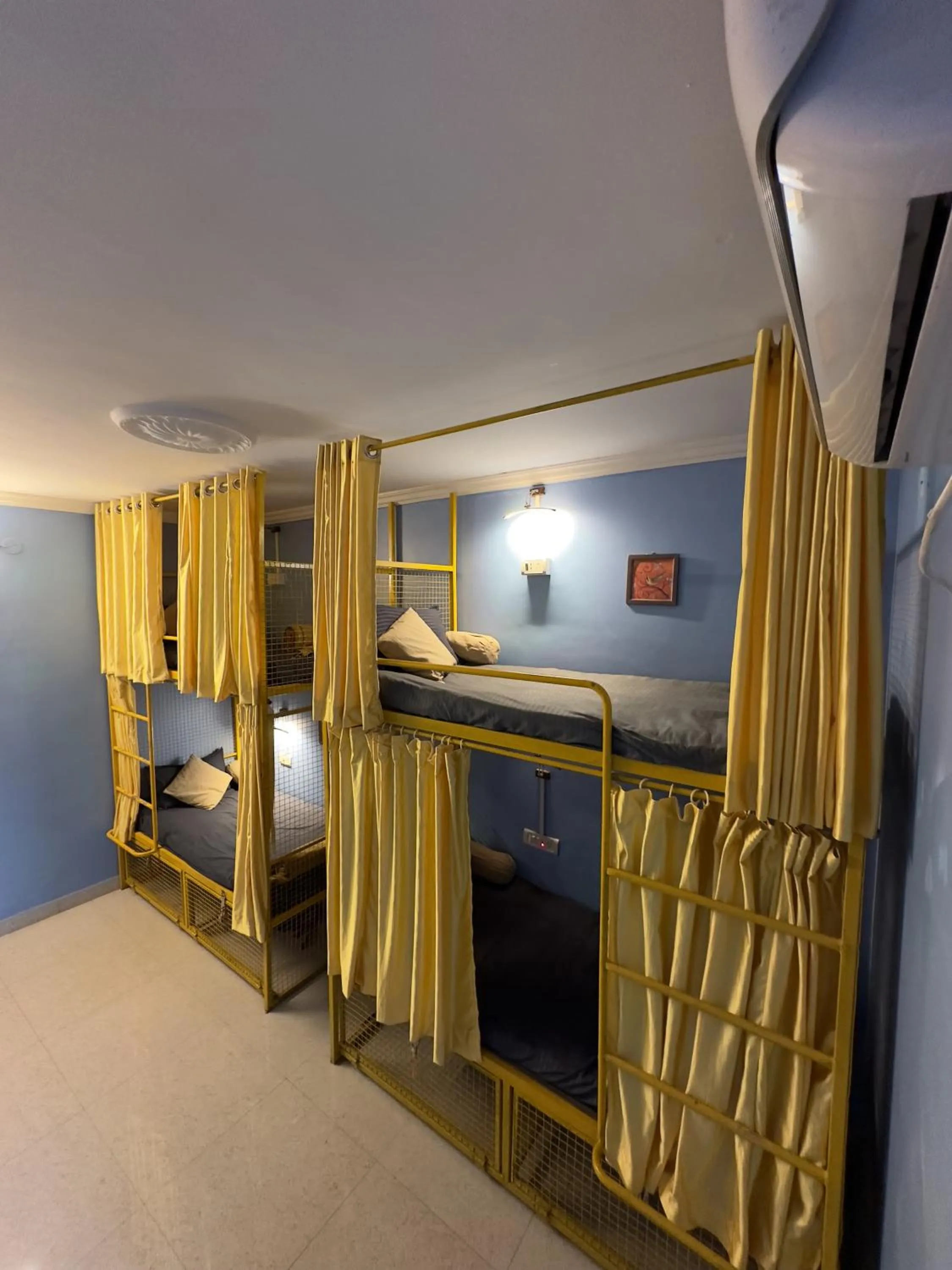 Photo of the whole room, Bed in Last Minute Trip Hostel Morjim-By The Sea