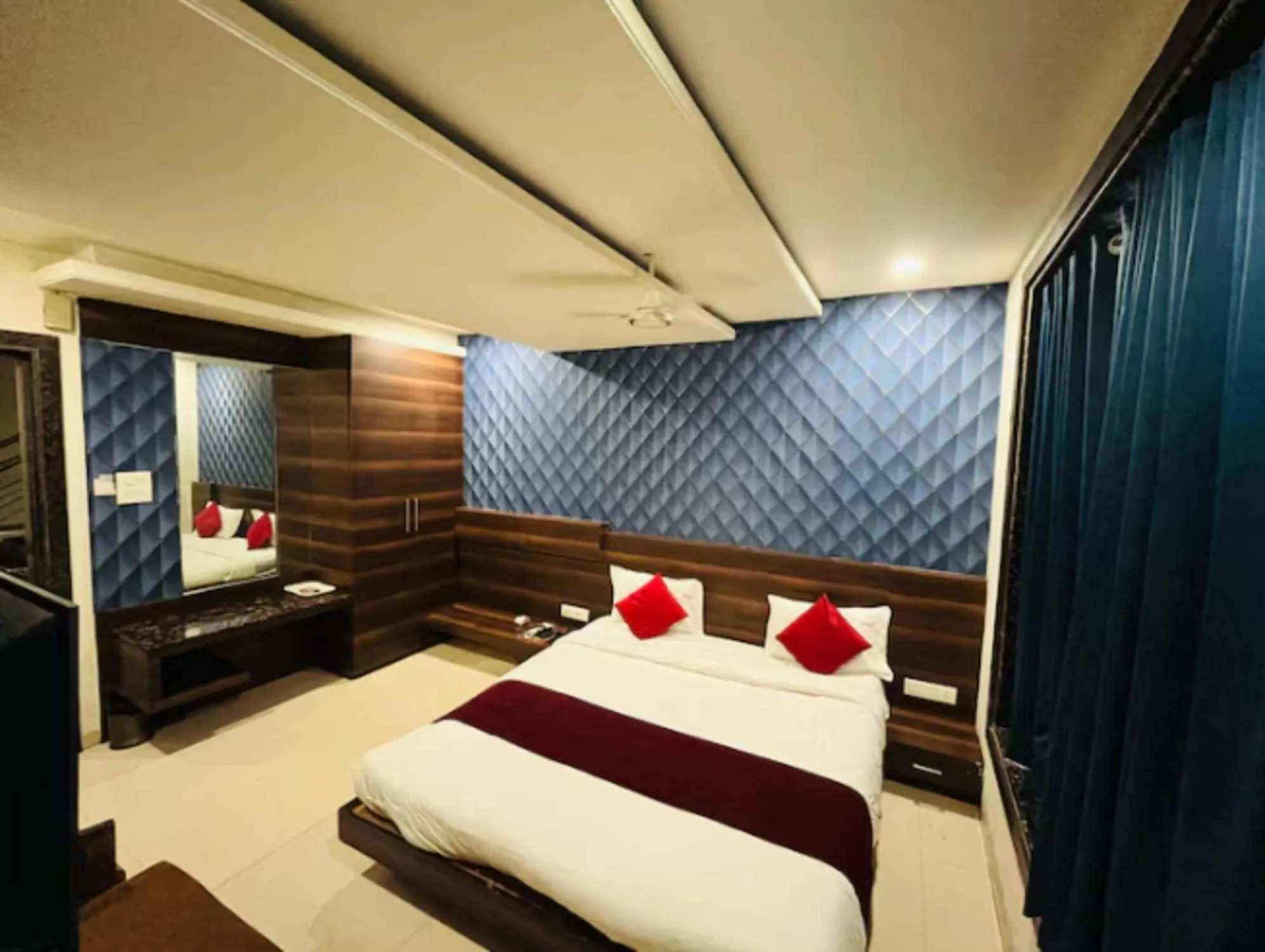 Bed in Hotel Raj Residency