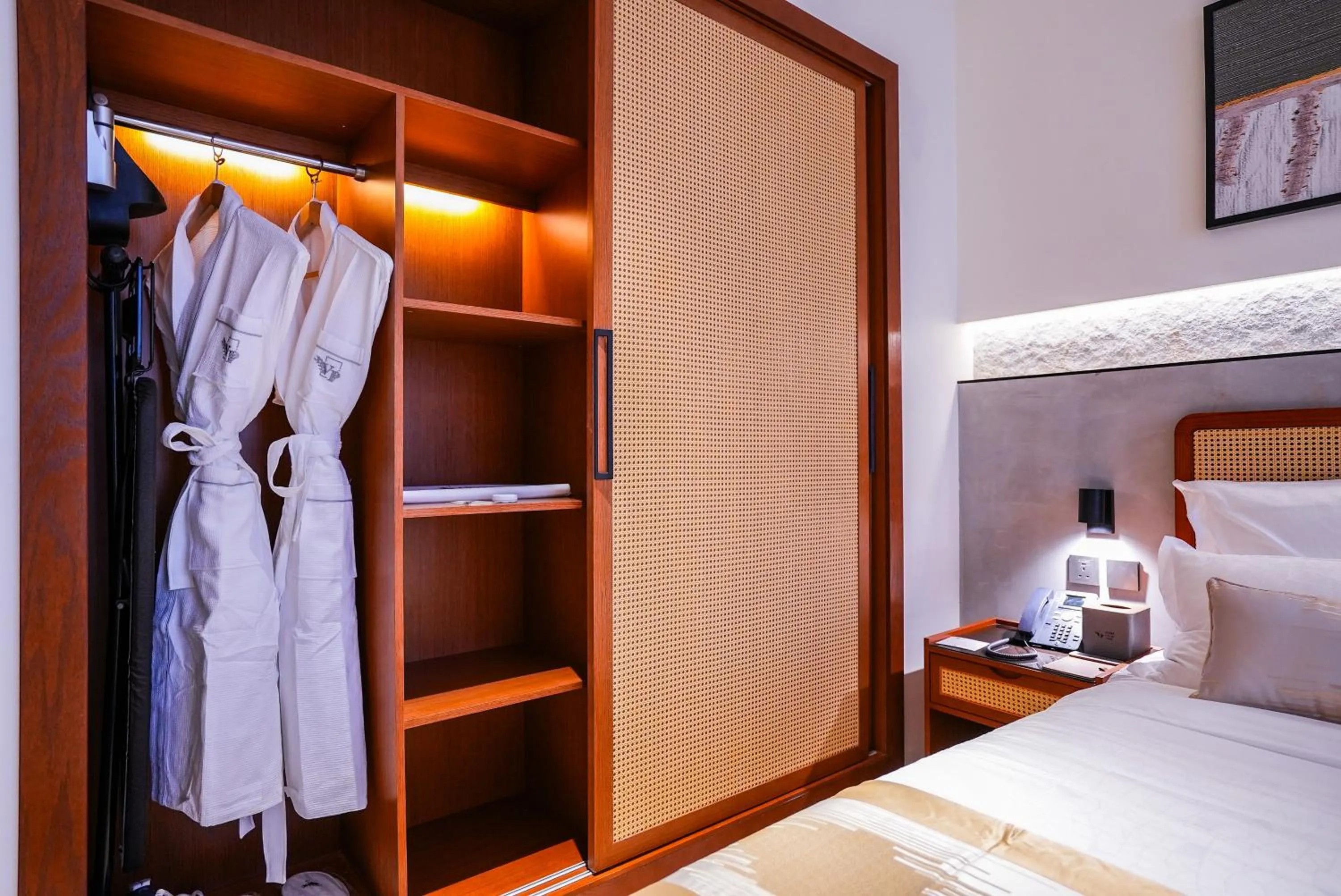 Bed in Vivian Park El Raeid Hotel