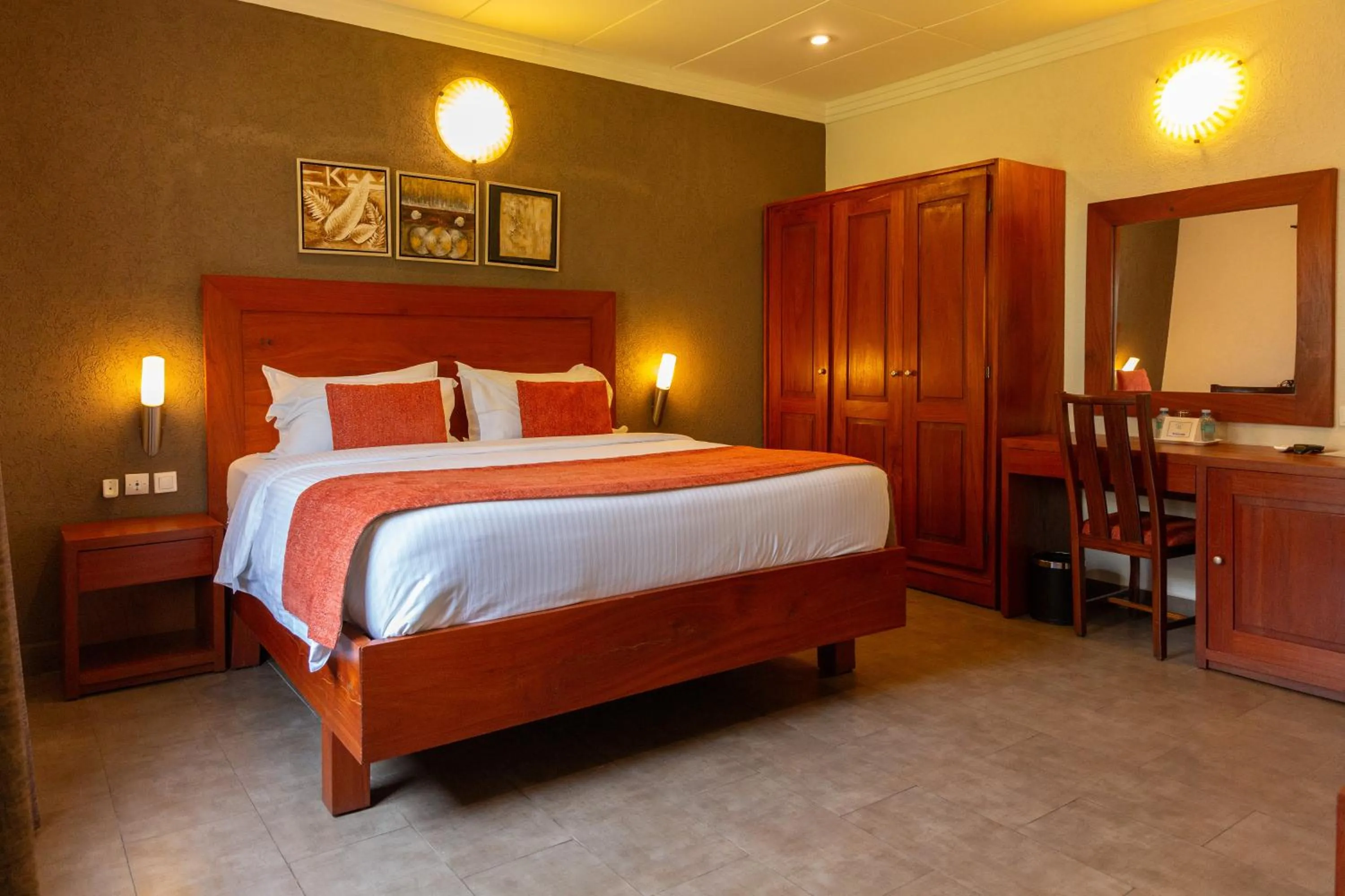 Bed in Hotel Du Lac
