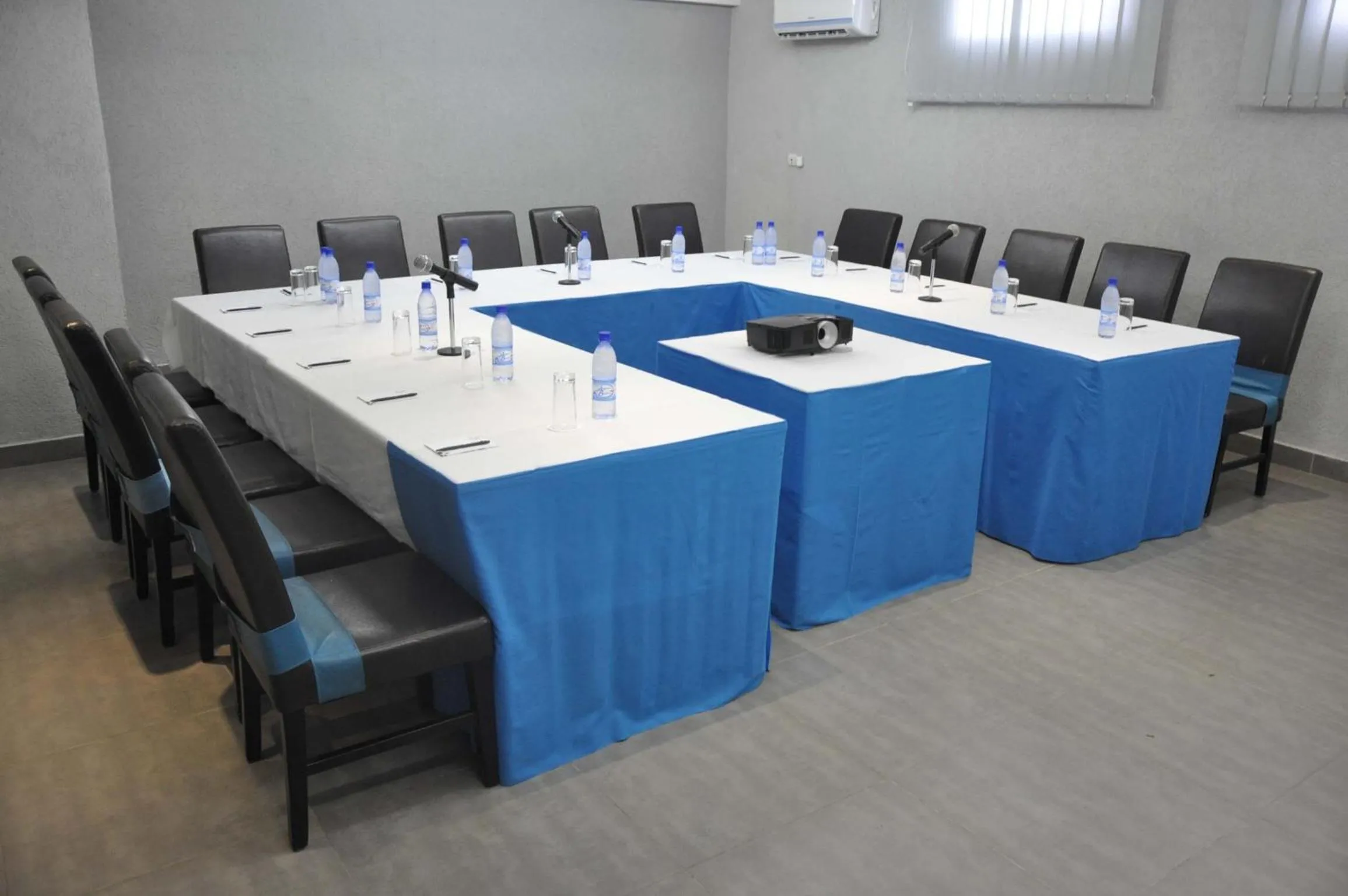 Meeting/conference room in Hotel Du Lac