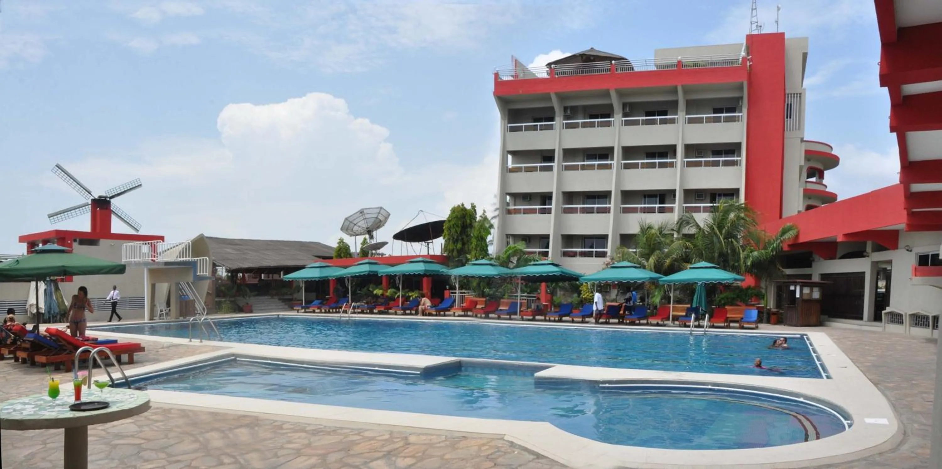 Swimming pool in Hotel Du Lac