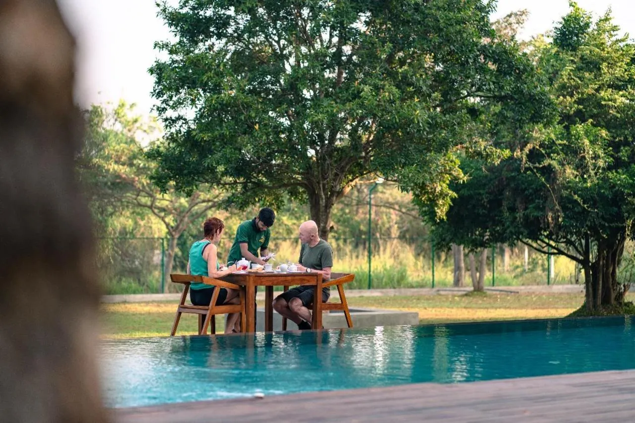 Garden in Thimbiri Wewa Resort Wilpattu