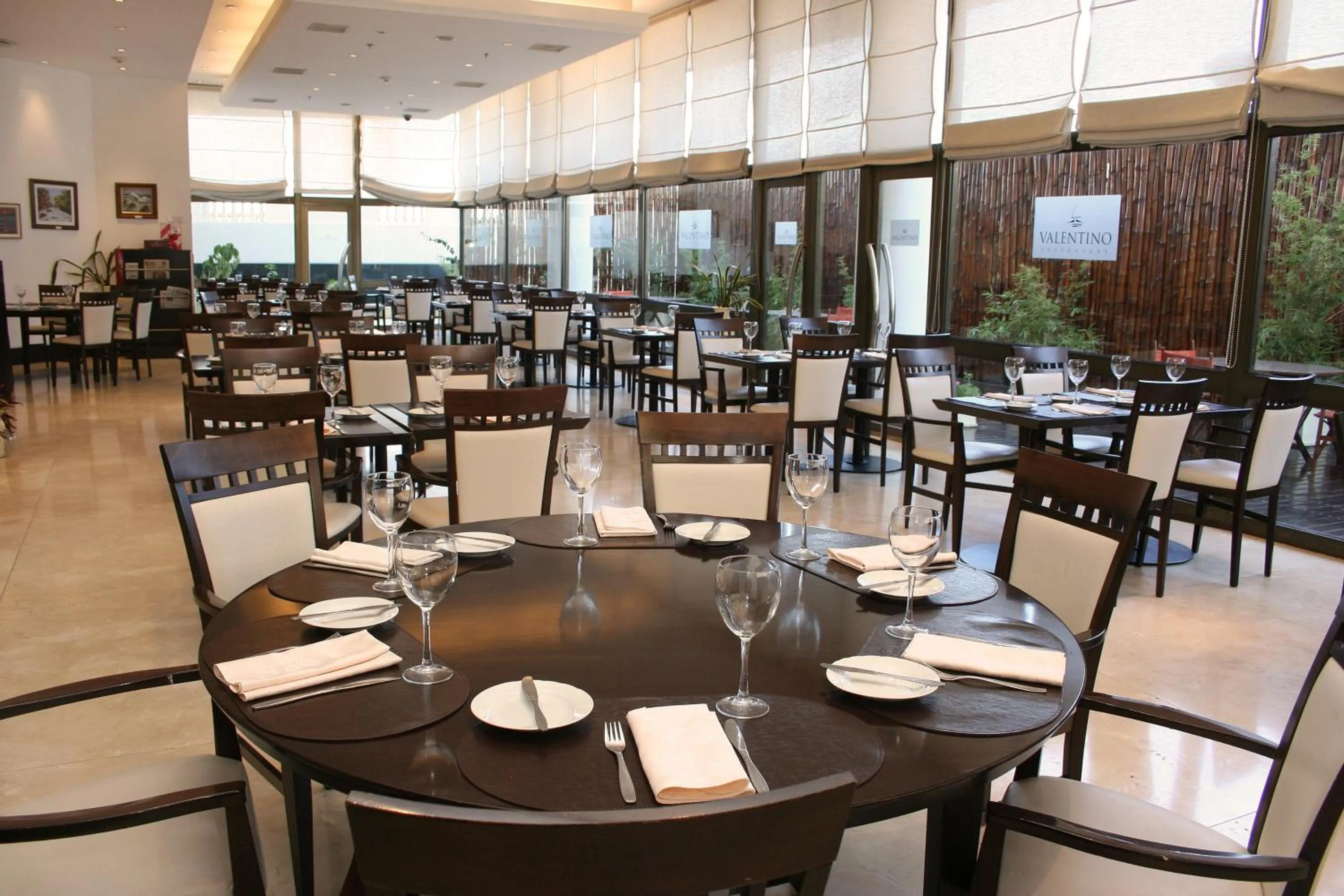 Restaurant/places to eat in Amérian Hotel Casino Gala