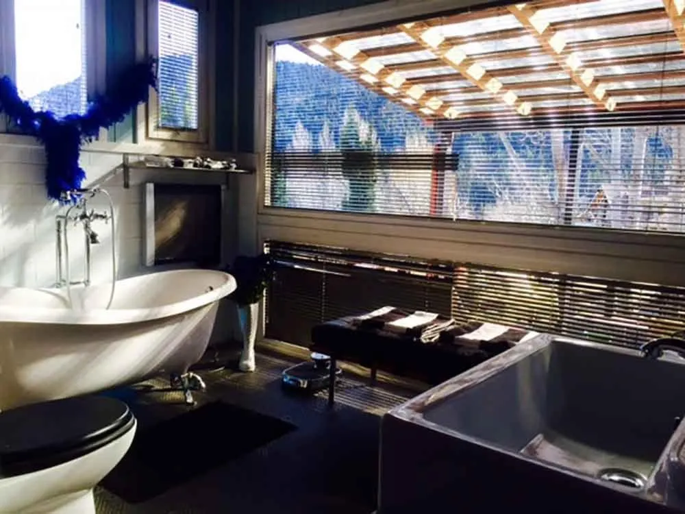 Bathroom in Vasilikia Mountain Farm & Retreat