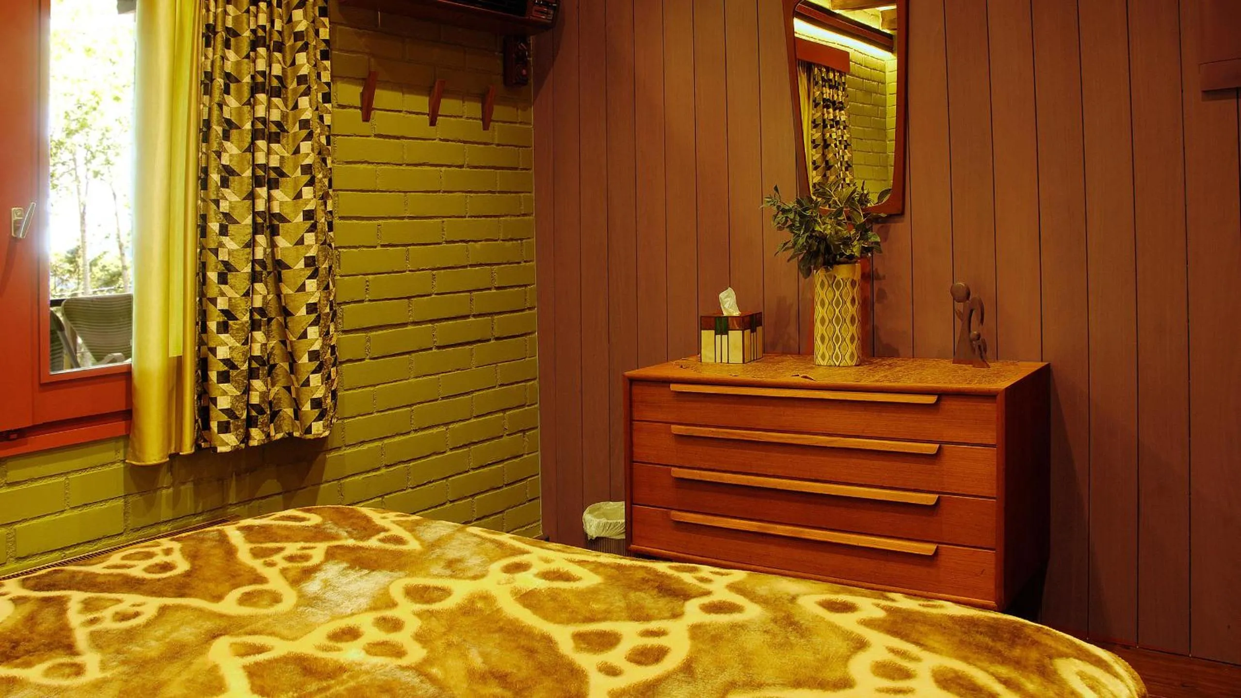 Bed in Vasilikia Mountain Farm & Retreat