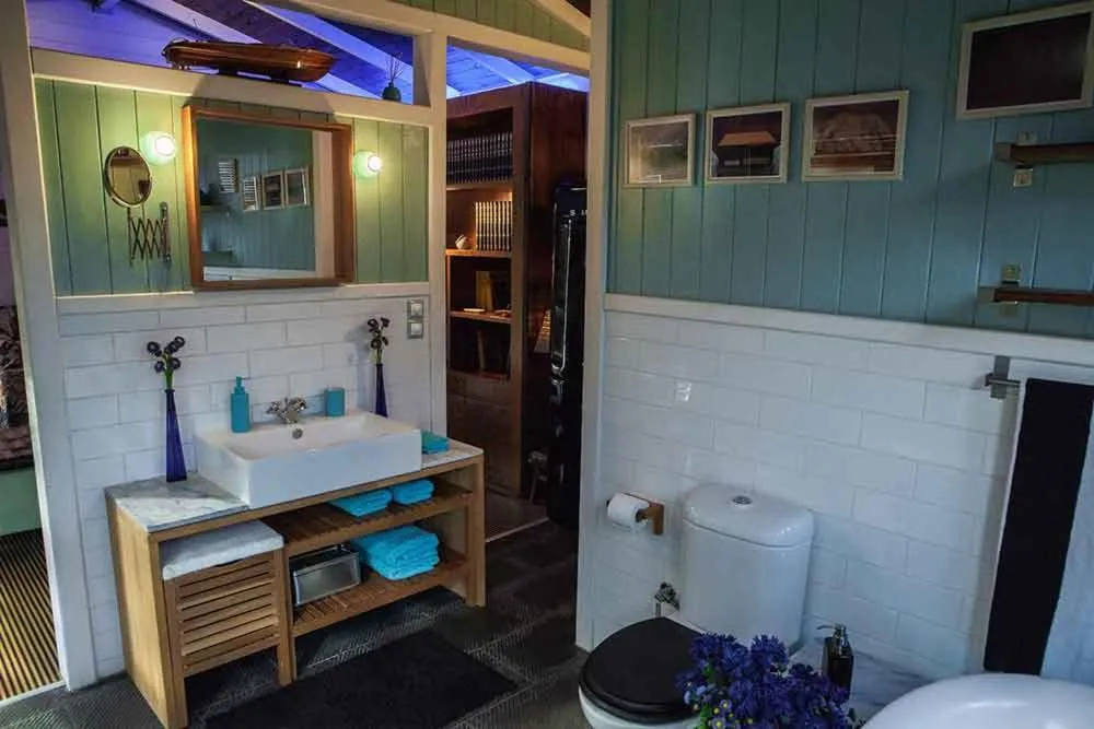 Bathroom in Vasilikia Mountain Farm & Retreat