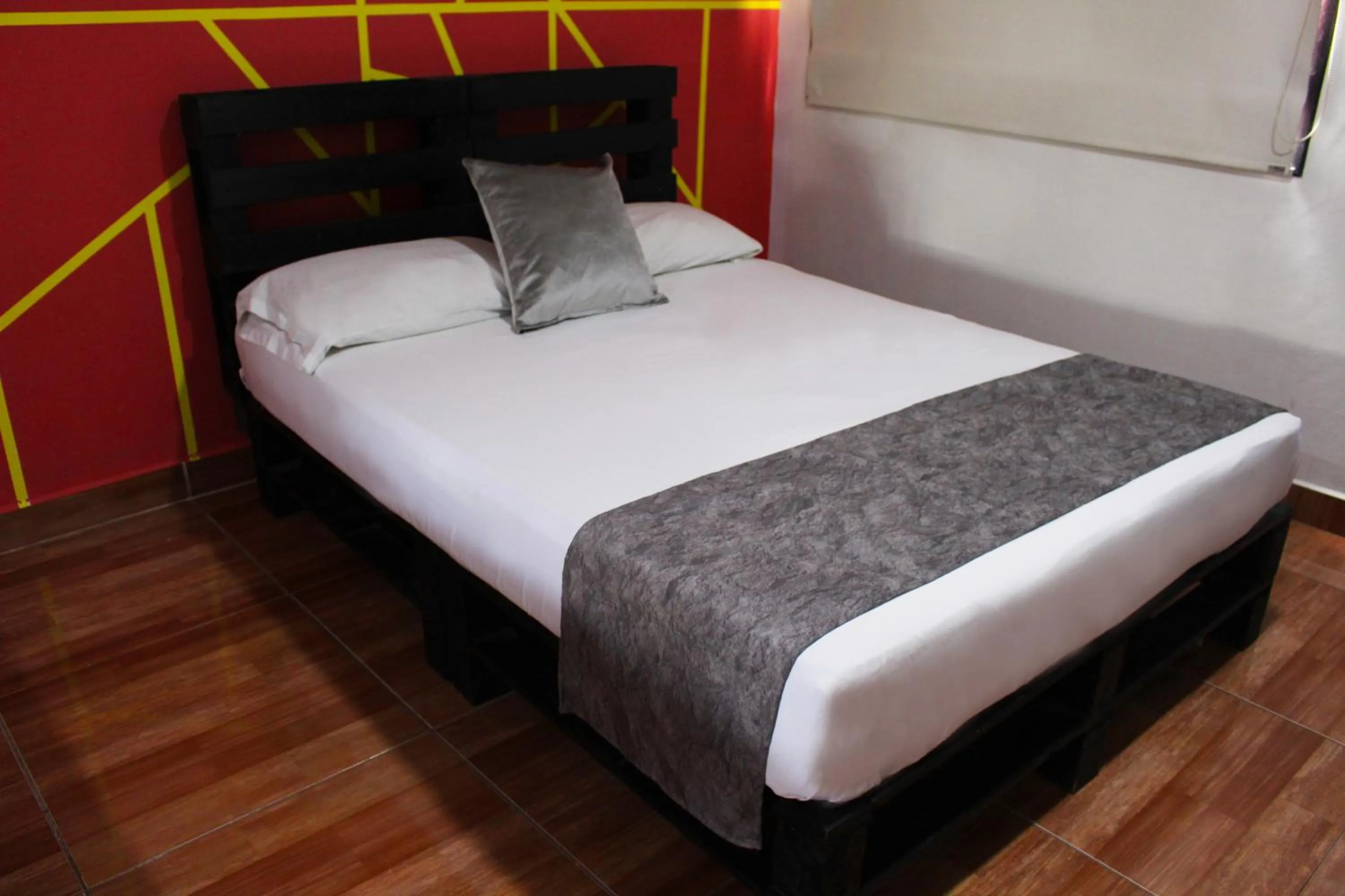 Bed in 33 Hotel Bulerias