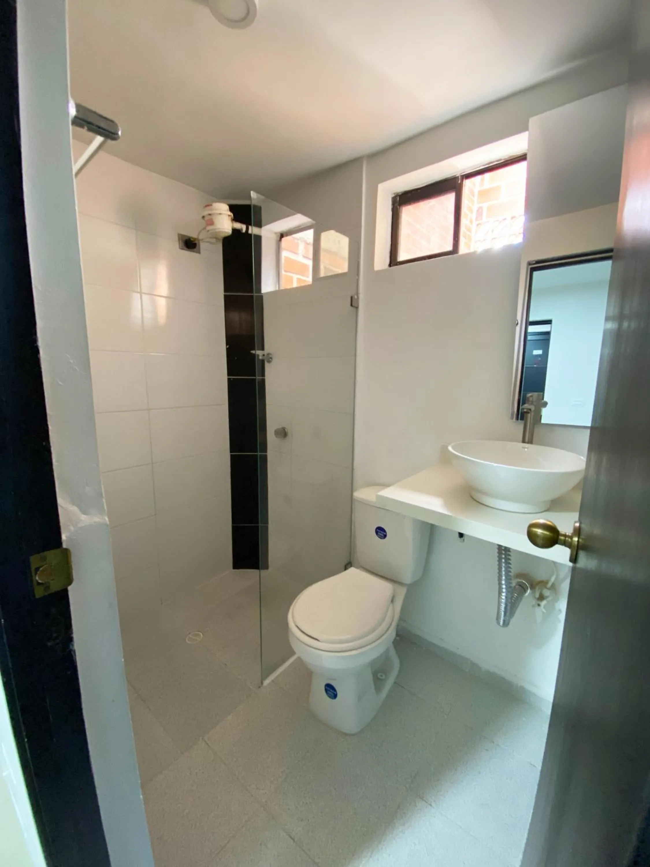 Shower in 33 Hotel Bulerias