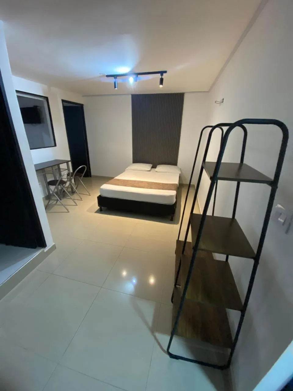 Bed in 33 Hotel Bulerias