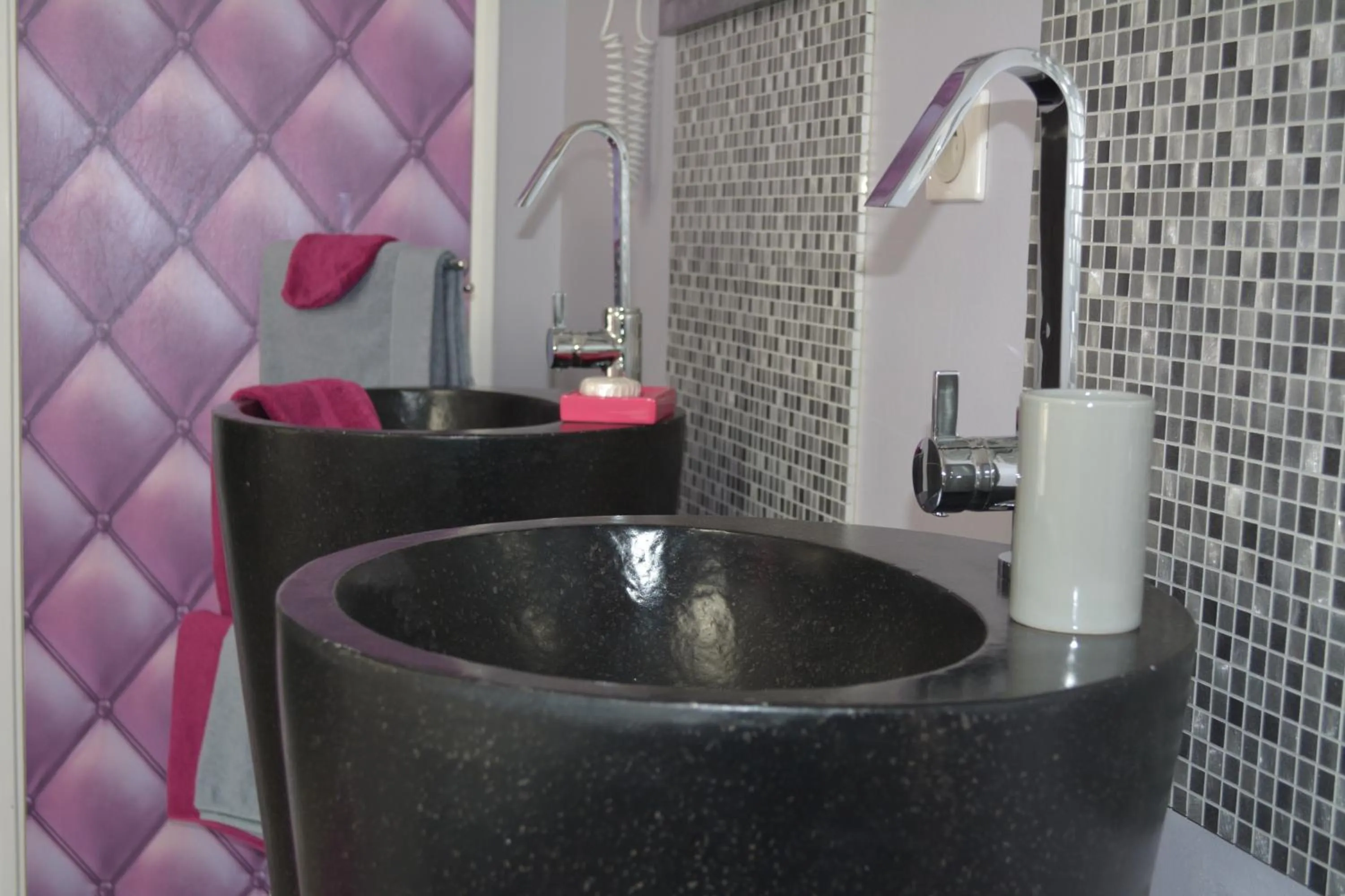 Bathroom in Aux 4 Cornes - Chambre d'hôtes