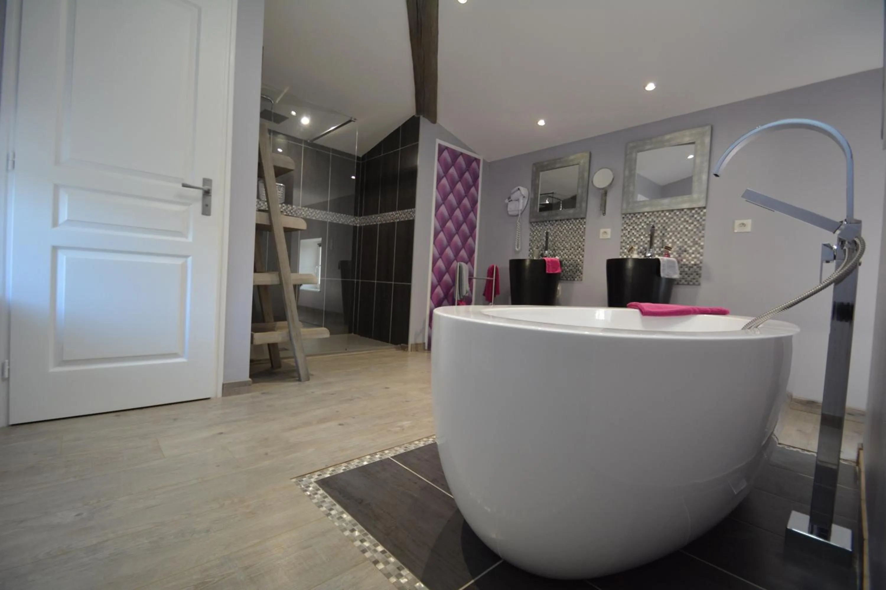 Shower in Aux 4 Cornes - Chambre d'hôtes