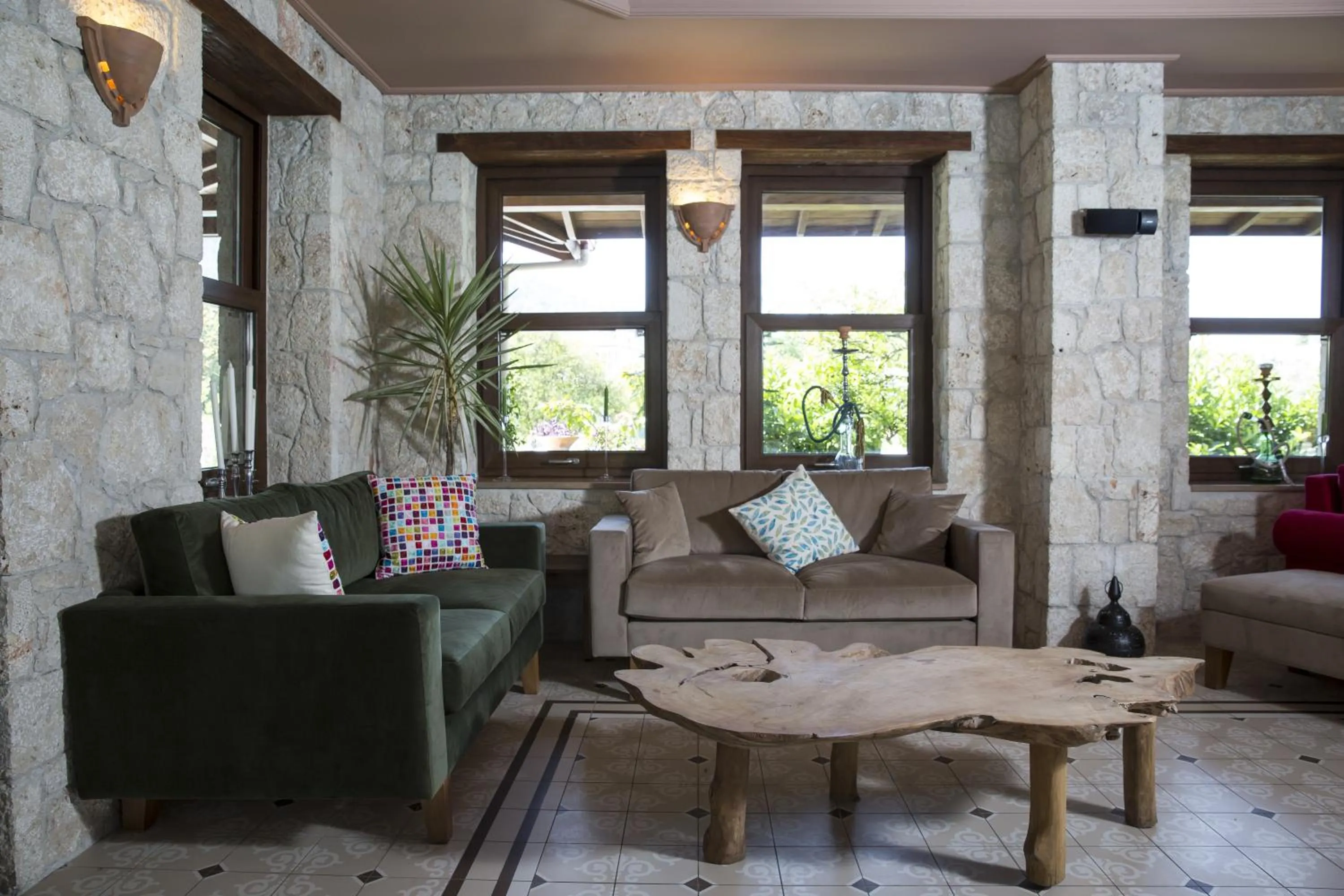 Communal lounge/ TV room in Renka Hotel & Spa