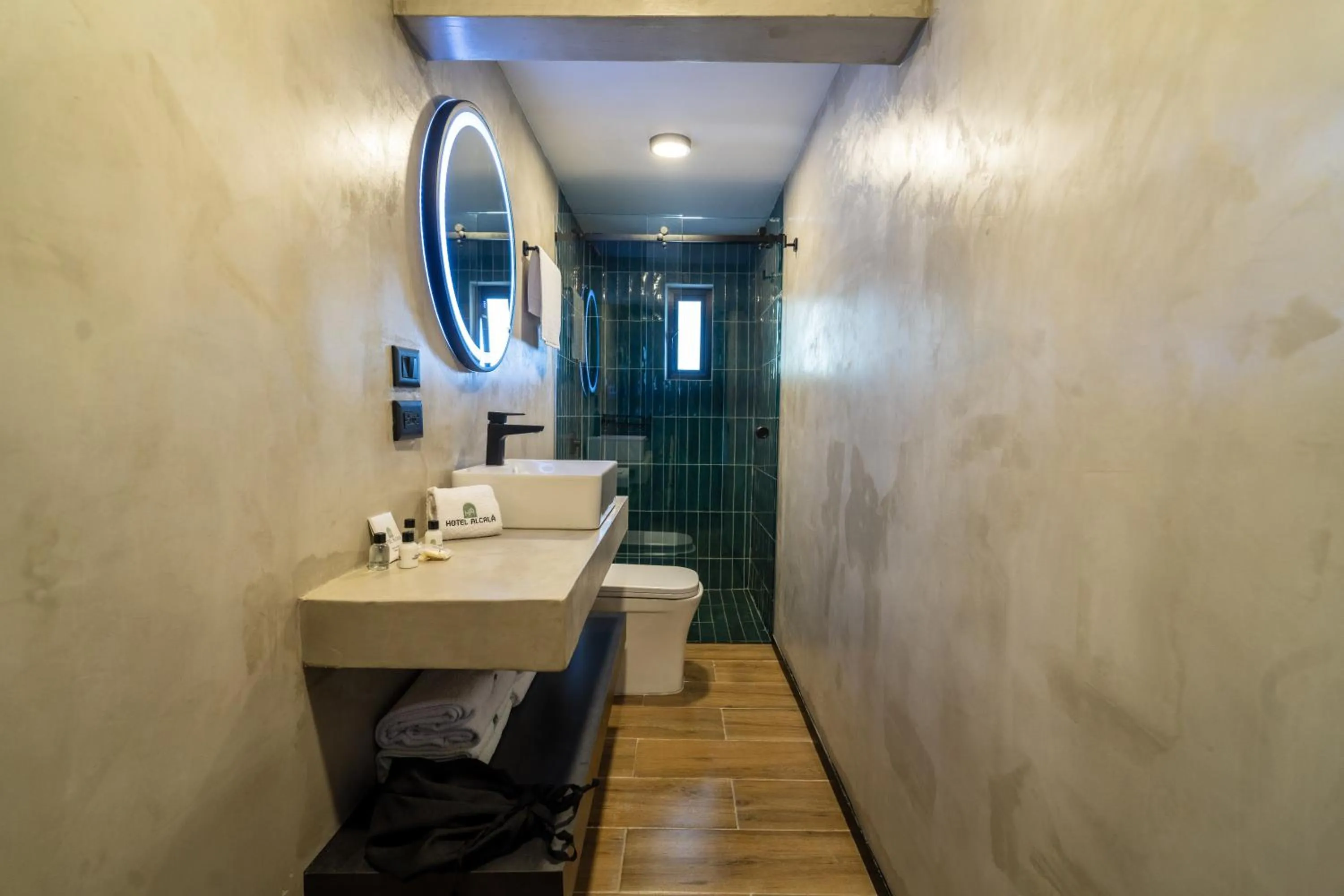 Bathroom in ALCALÀ EXPO