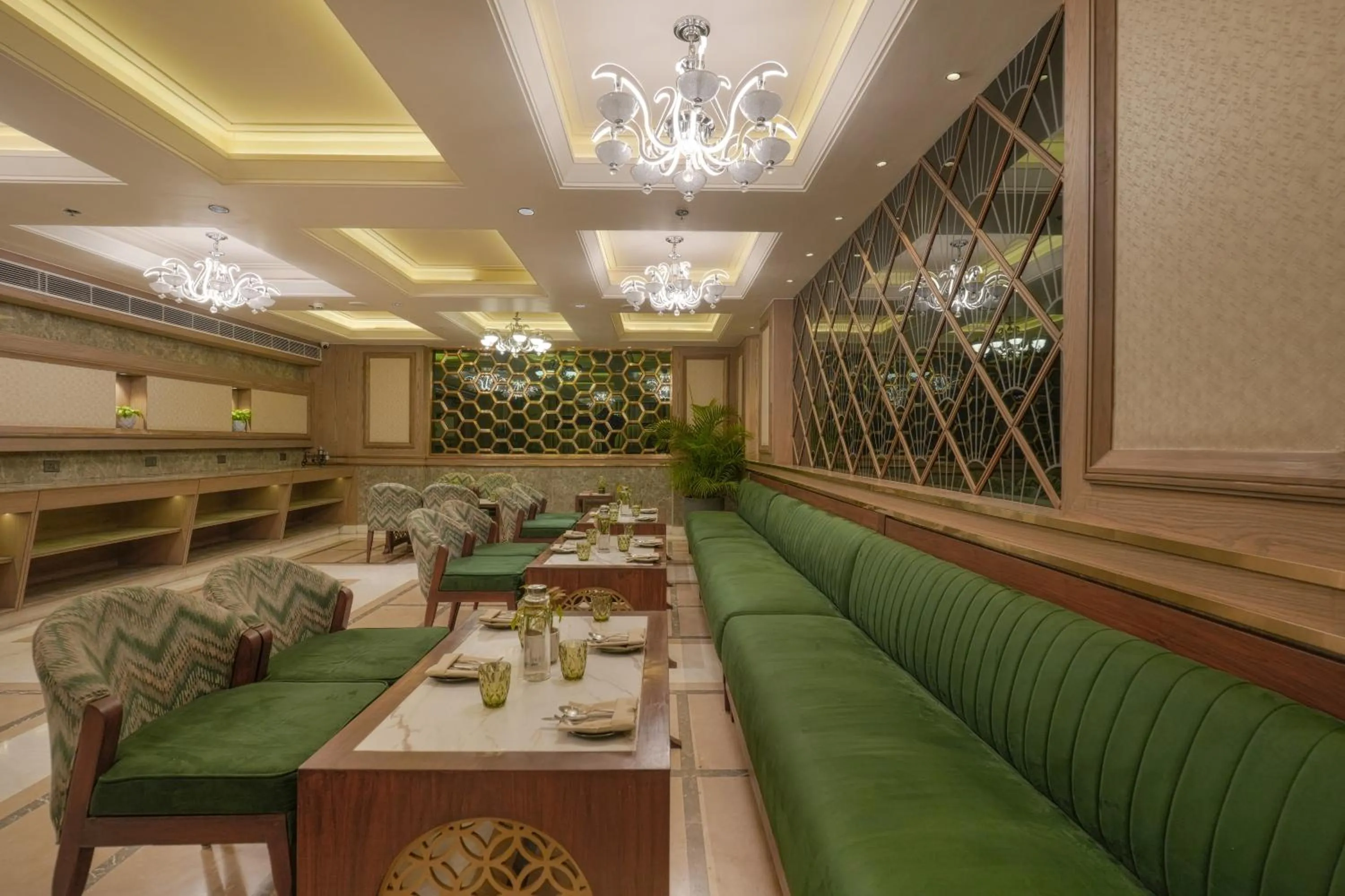 Restaurant/places to eat in BluSalzz Residence Amritsar