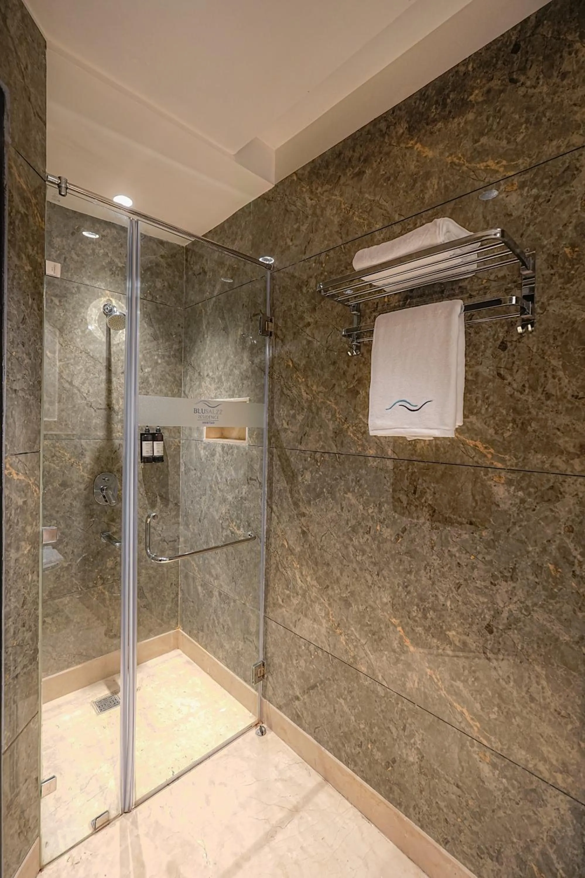 Shower in BluSalzz Residence Amritsar