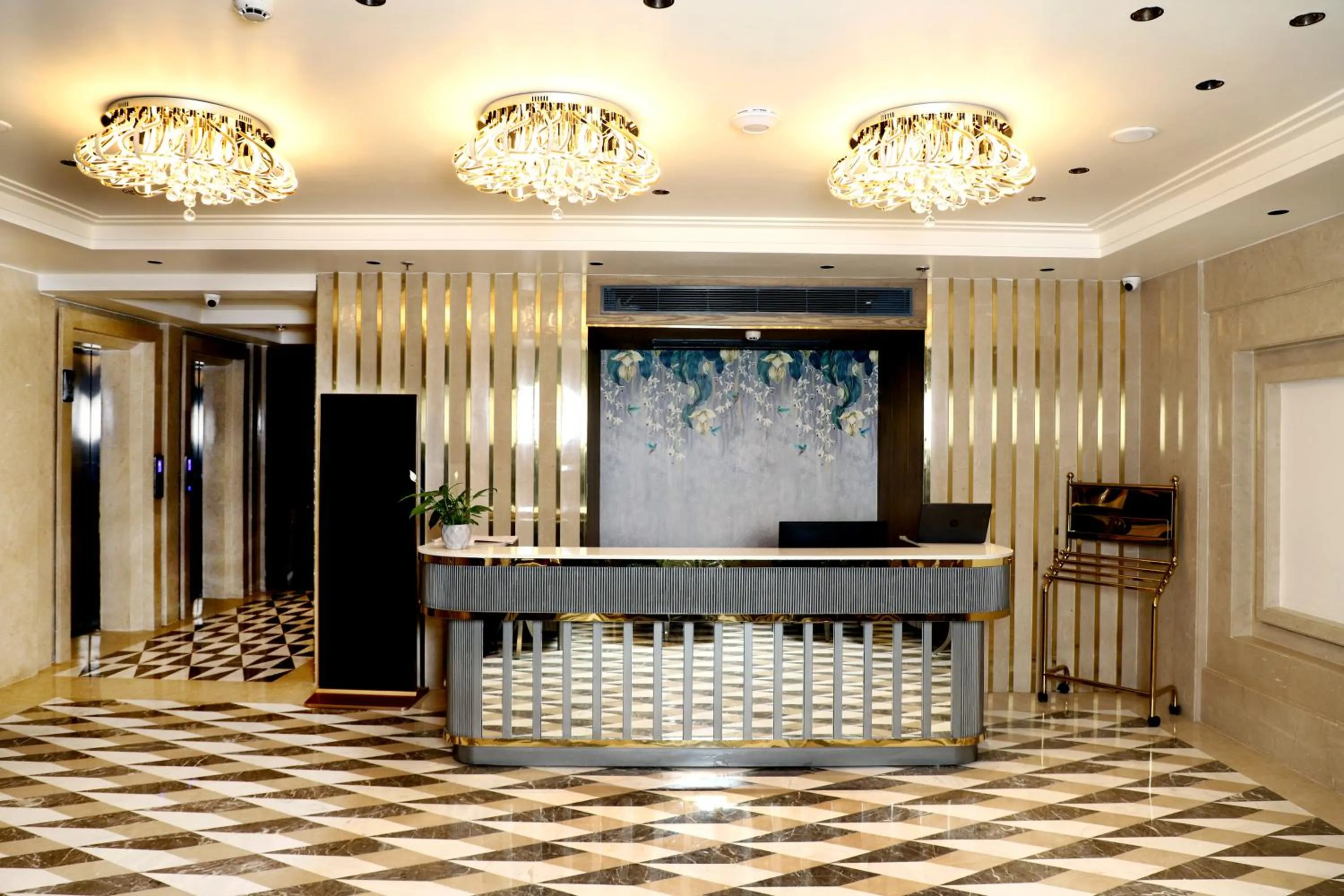 Lobby or reception in BluSalzz Residence Amritsar