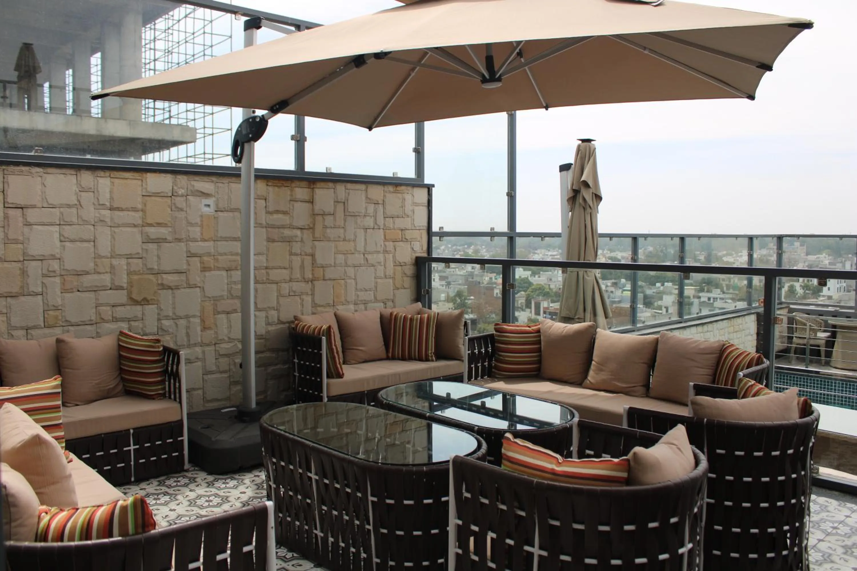 Restaurant/places to eat in BluSalzz Residence Amritsar