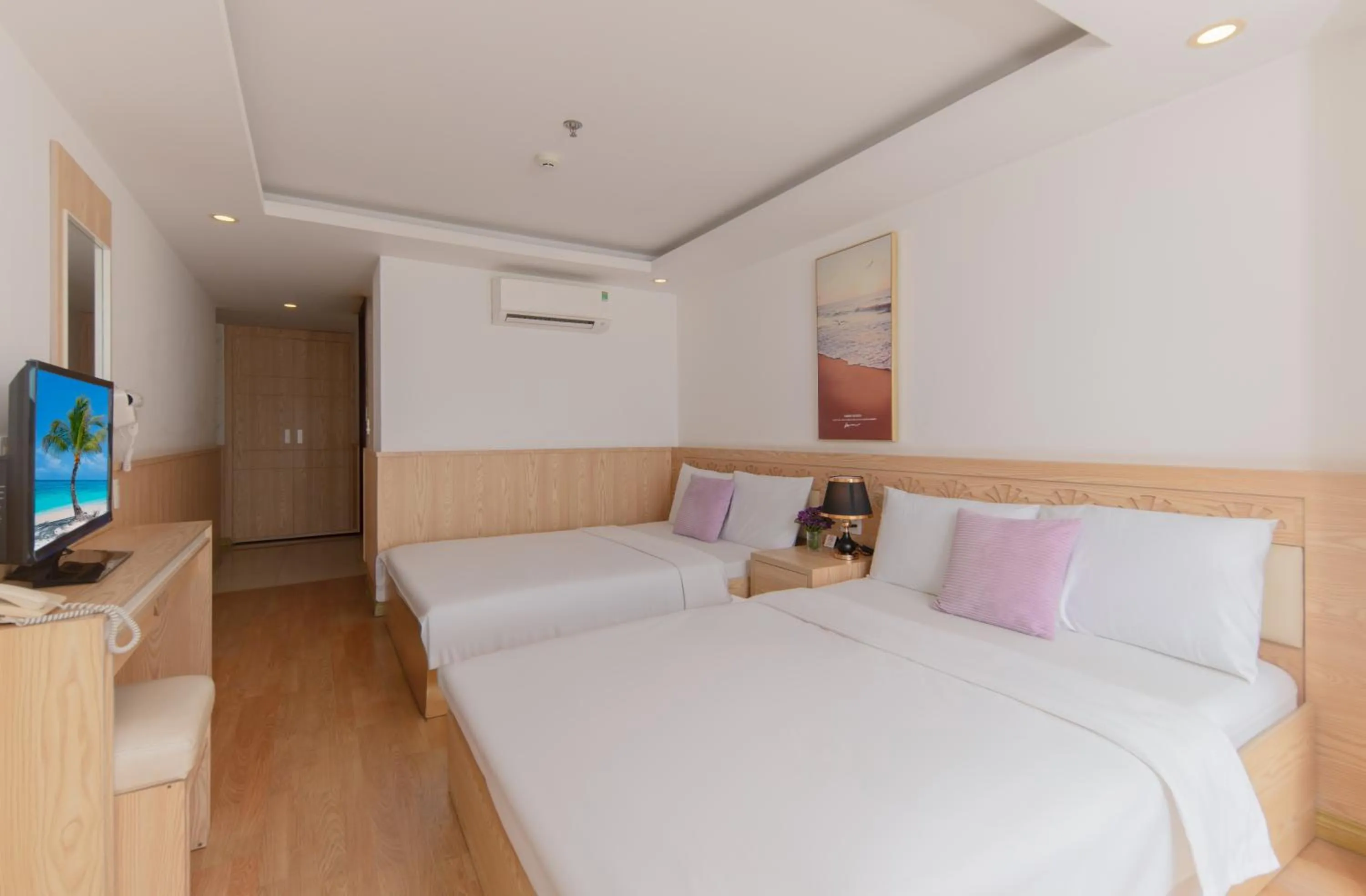 Bed in Nang Vang Hotel Nha Trang