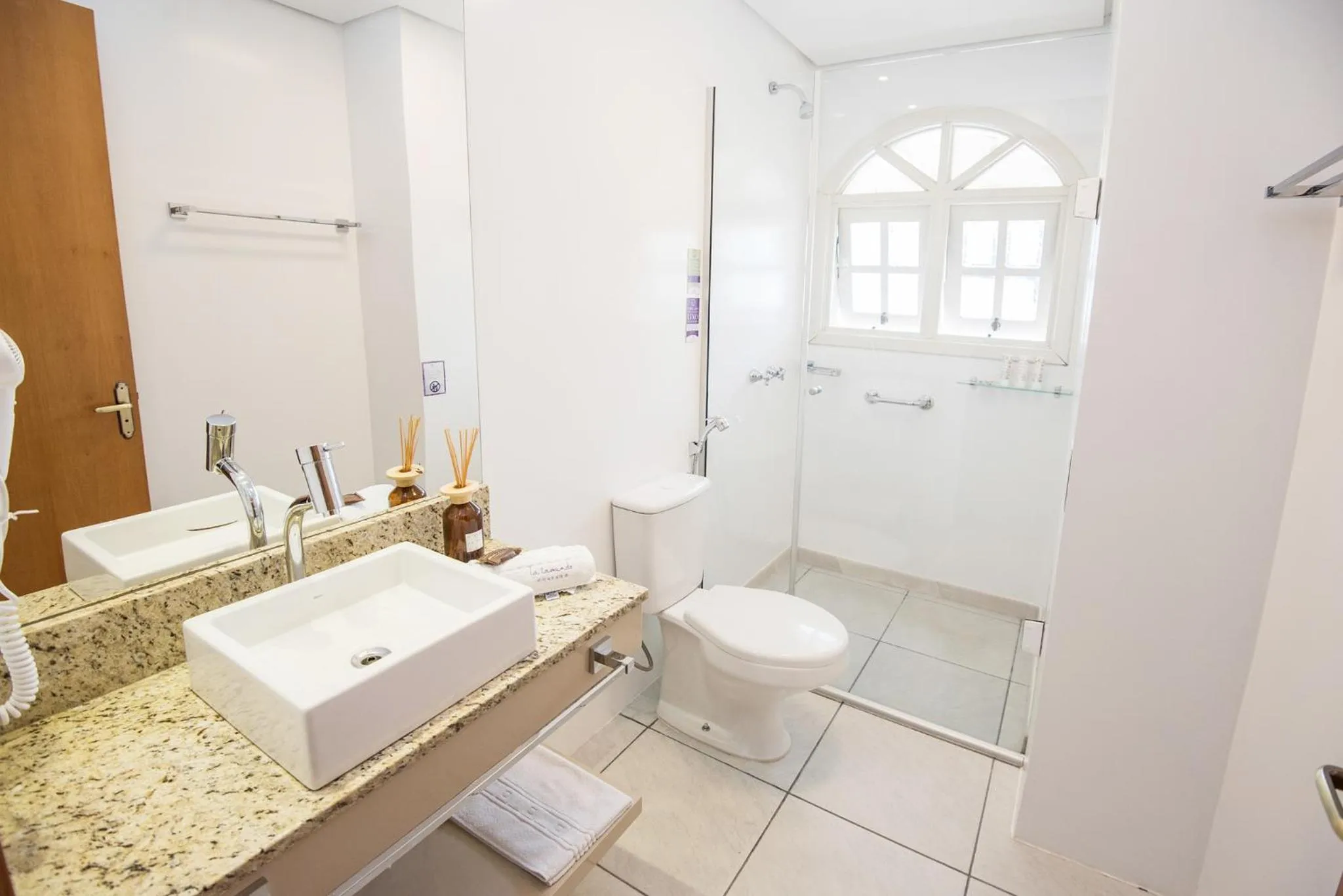 Bathroom in Pousada La Lavande