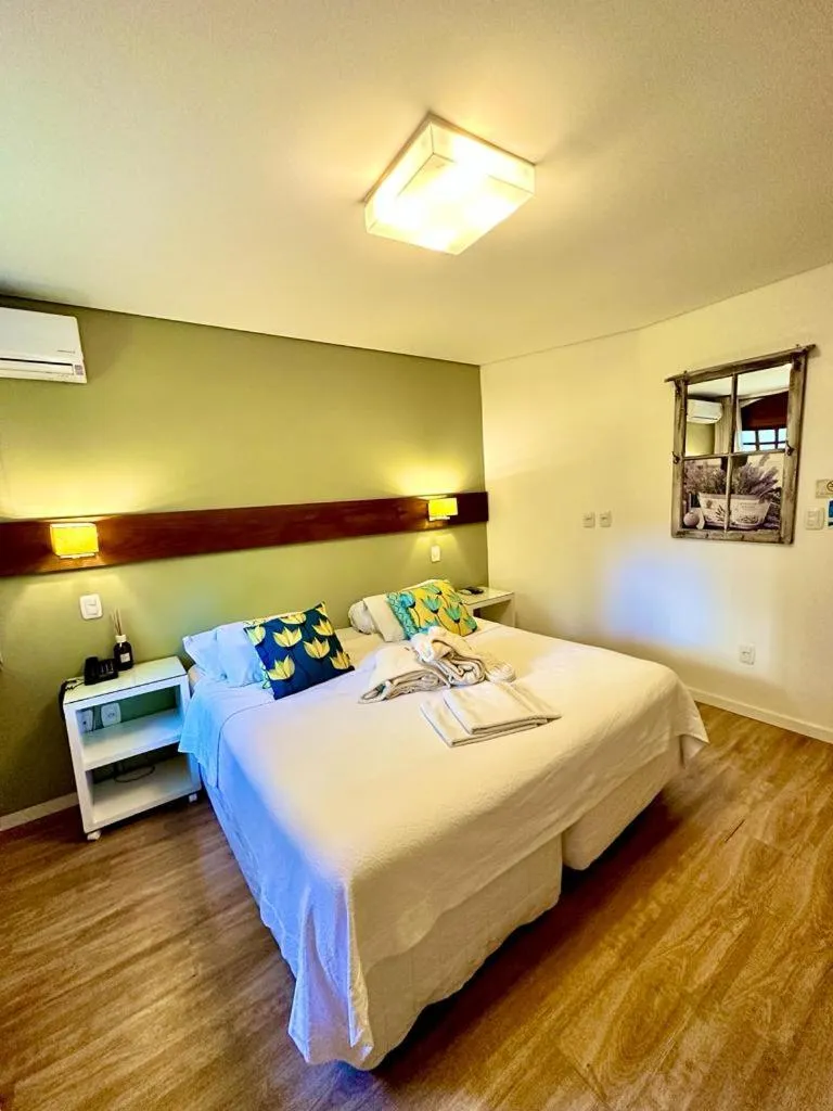 Photo of the whole room in Pousada La Lavande