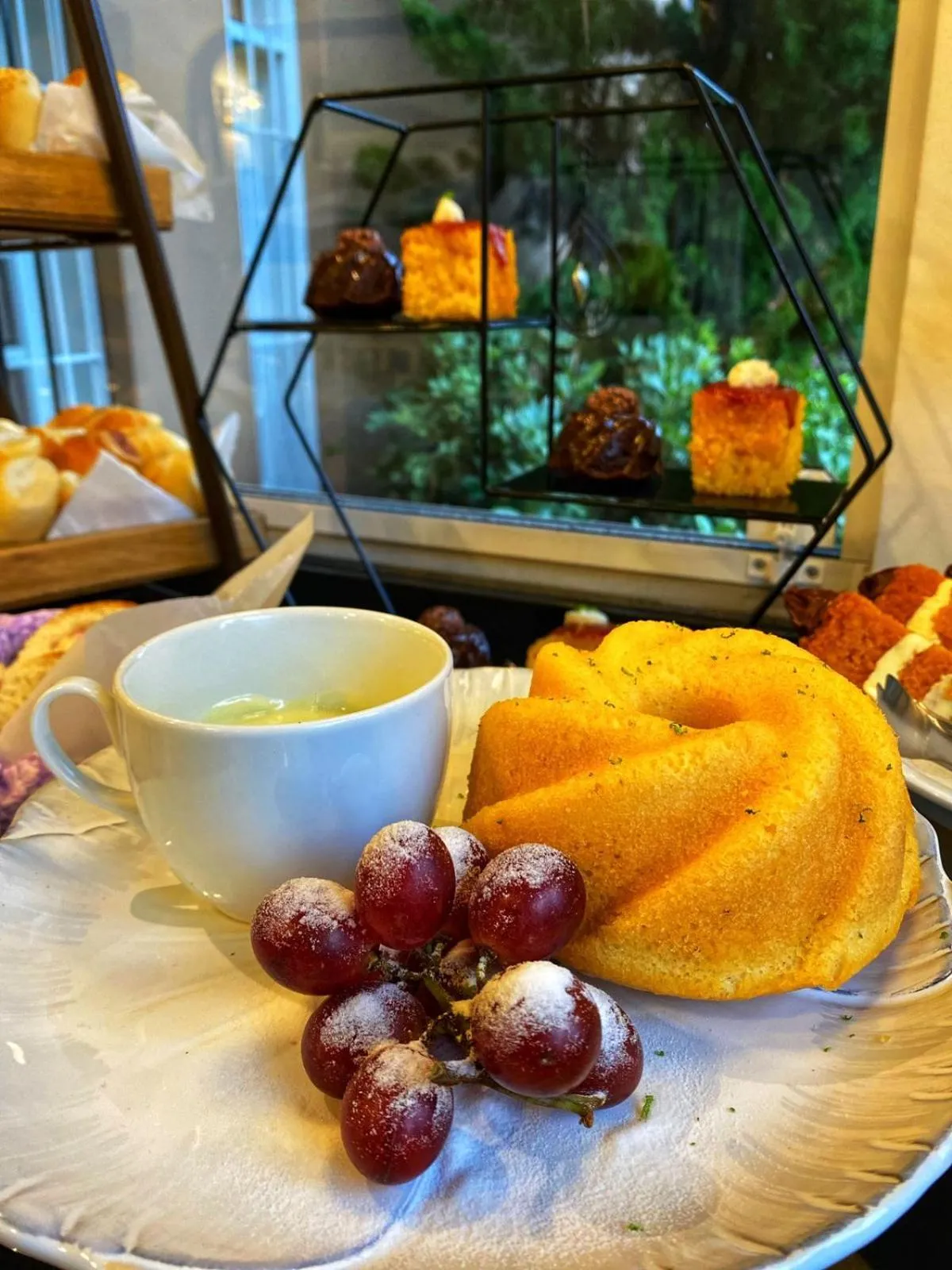 Breakfast in Pousada La Lavande