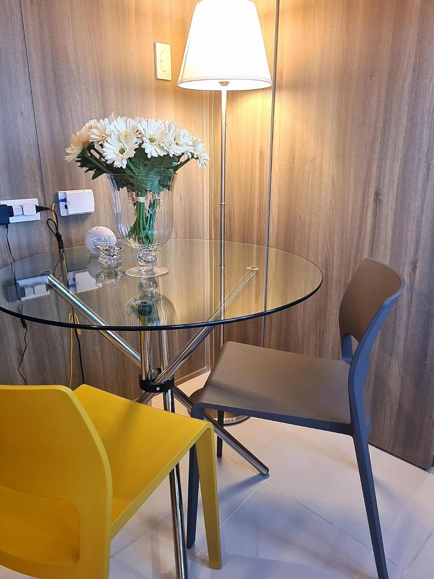 Seating area in Cozy Penthouse 2BR Suite w Balcony - Amazing Manila Bay View and City Skyline near MOA