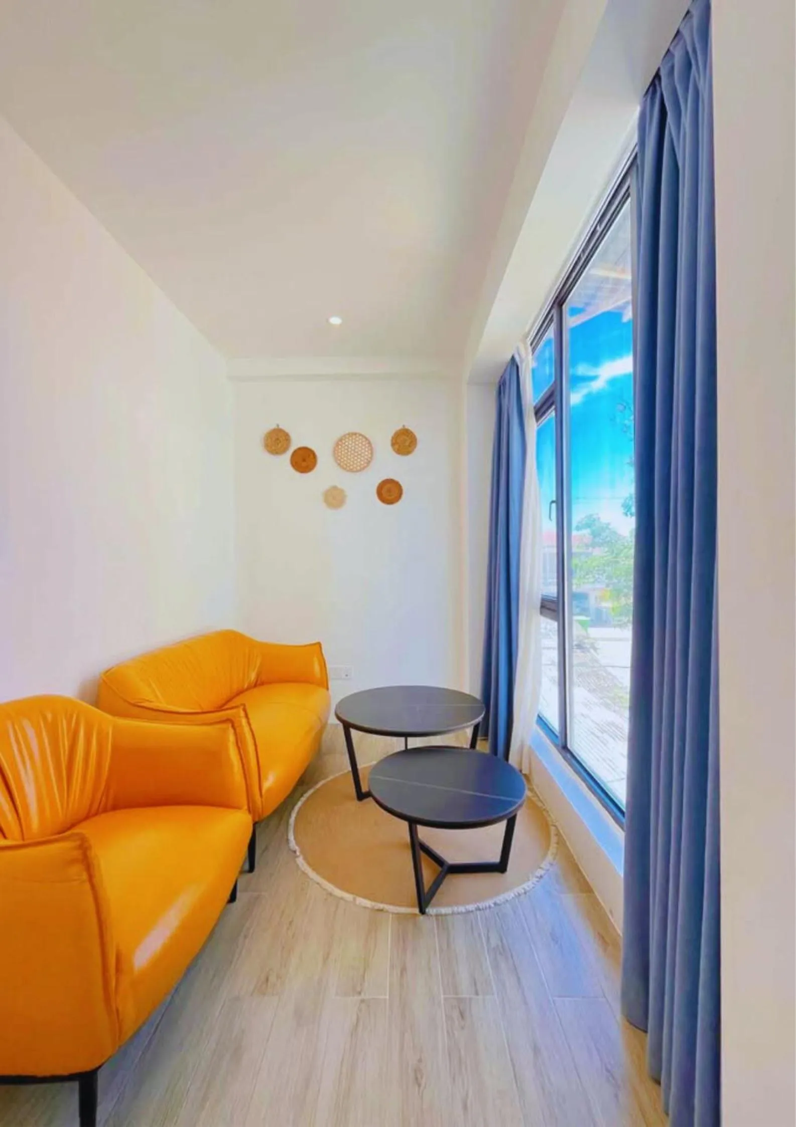 Seating area in Fun Hotel