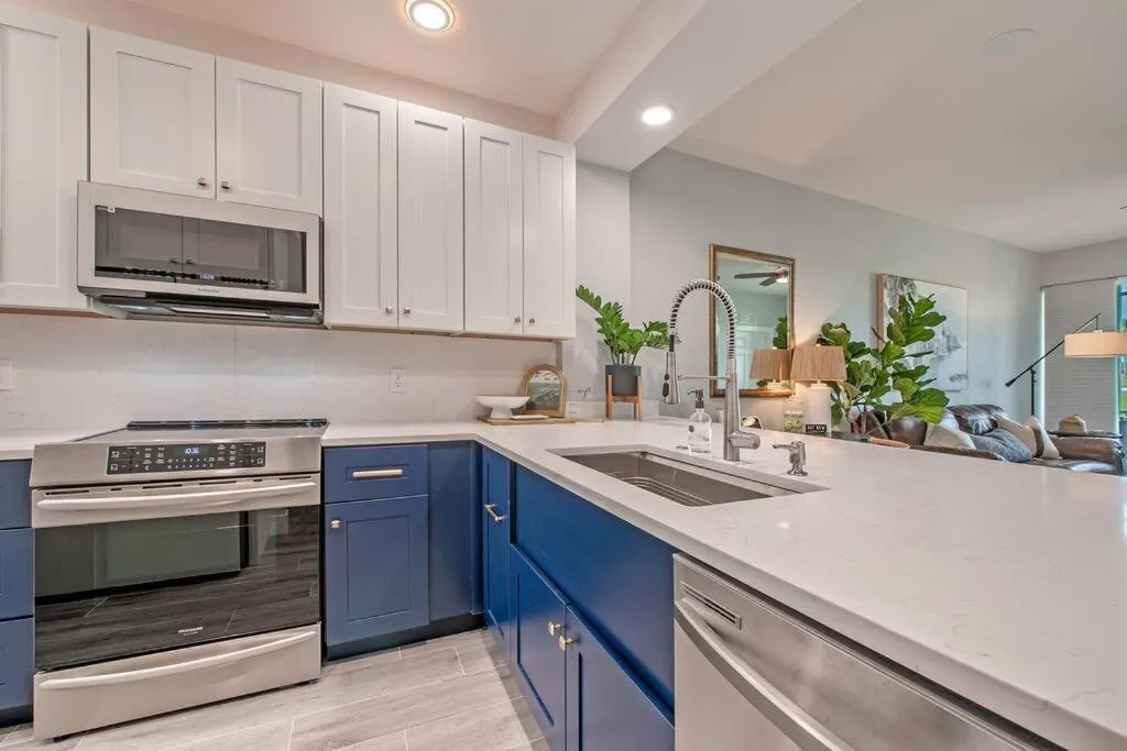 Kitchen or kitchenette in Serene Naples Retreat: Golf-Resort Pool-Tennis-Gym