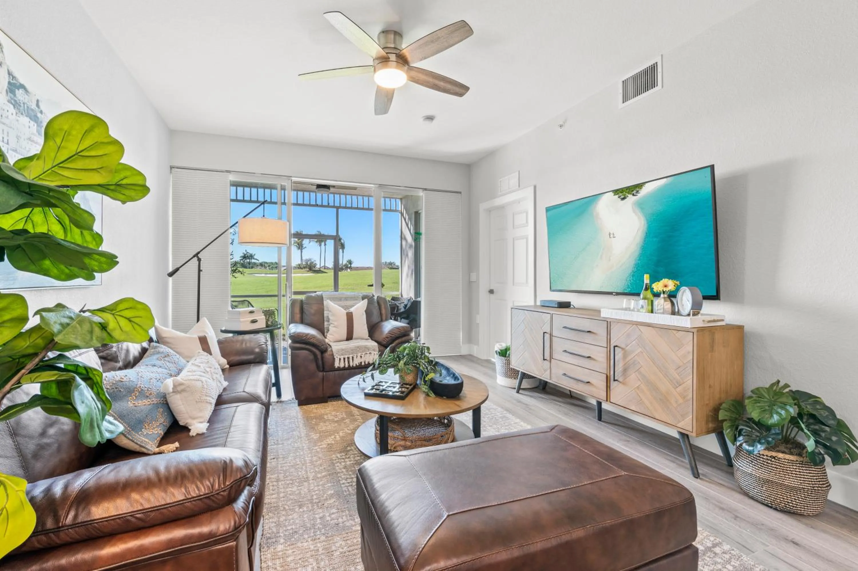 Serene Naples Retreat: Golf-Resort Pool-Tennis-Gym
