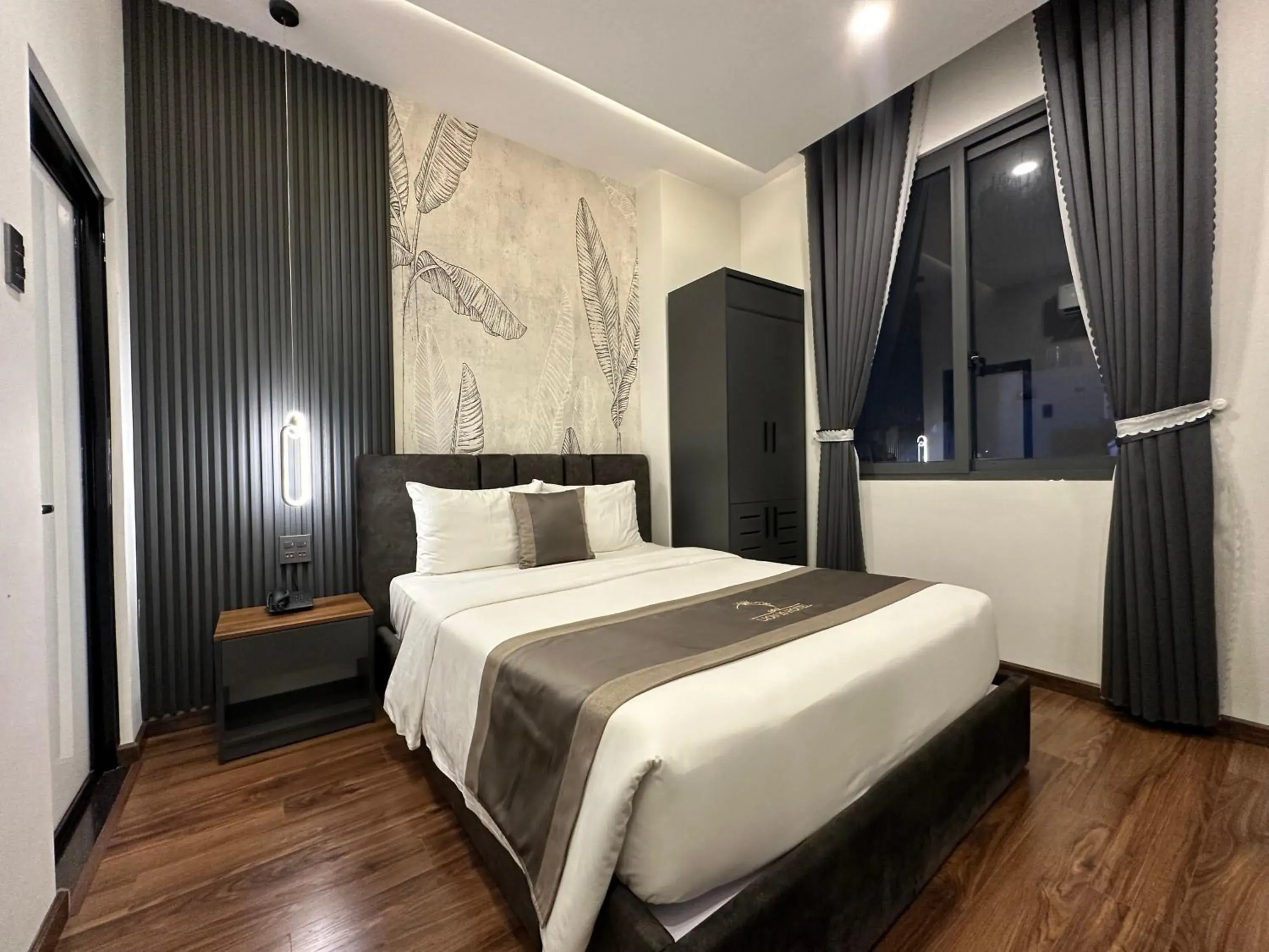 Deluxe Queen Room in LION 10 HOTEL Deluxe Queen Room in LION 10 HOTEL