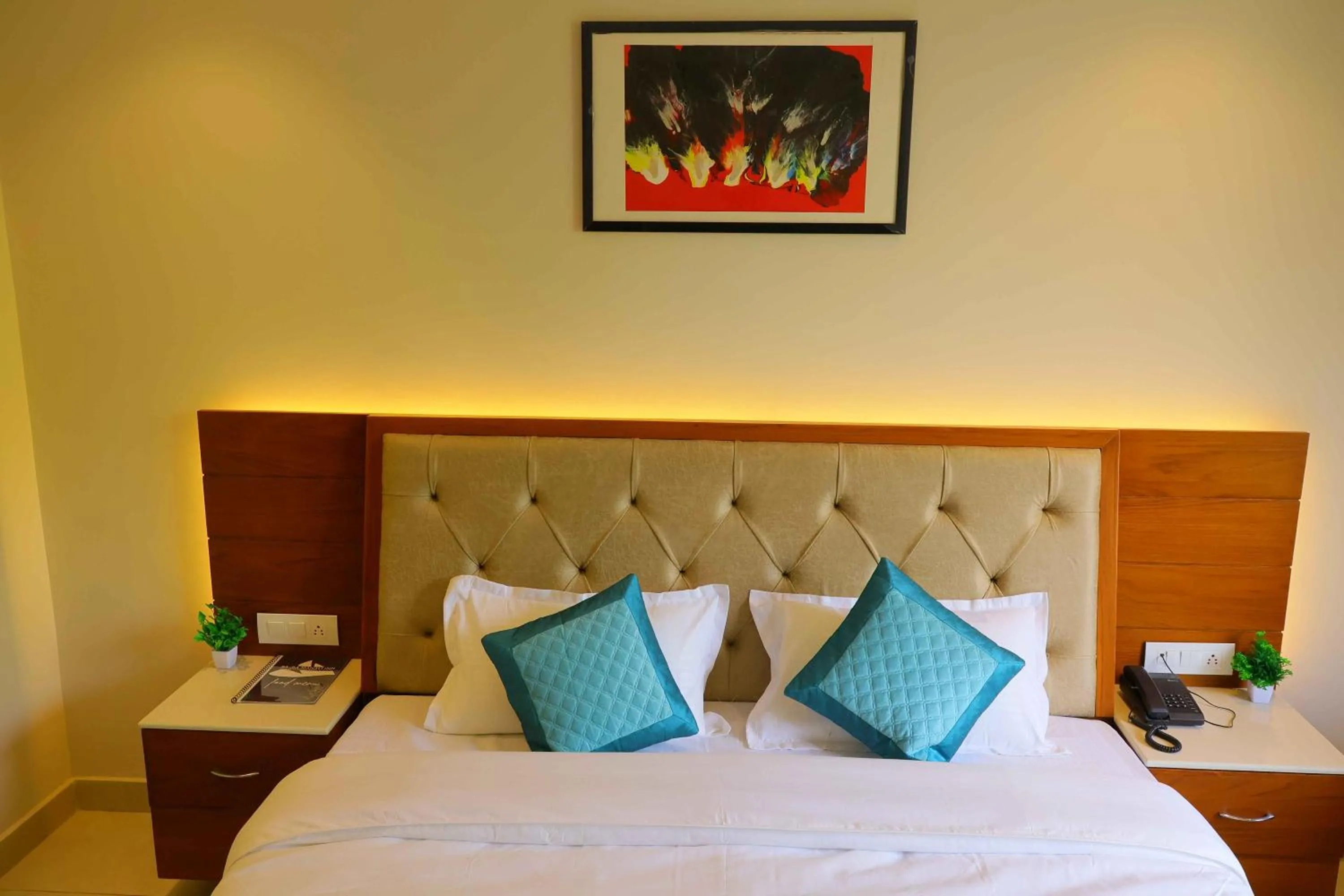 Bed in Sa-Ba Manali Inn, Mall Road